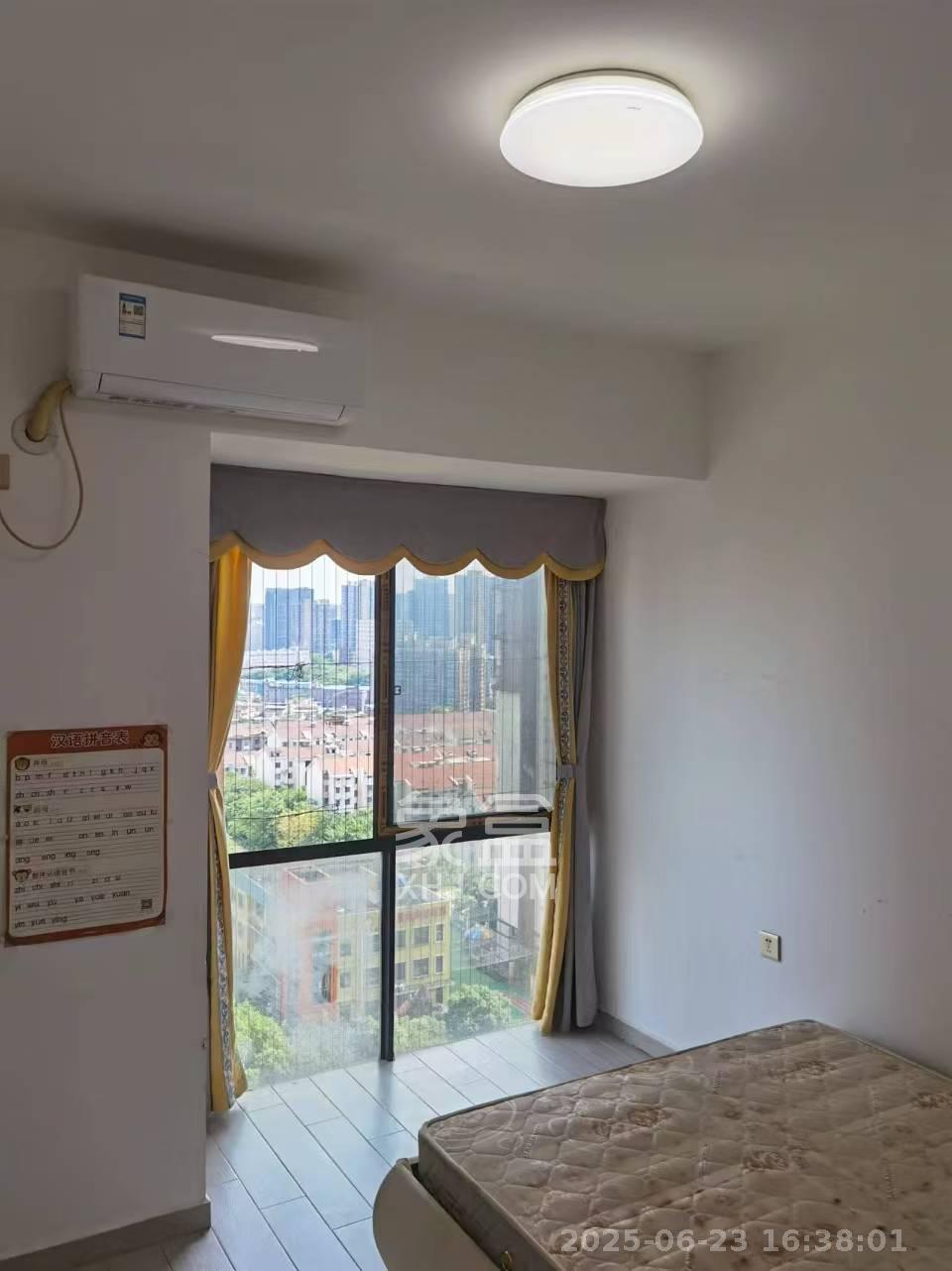 城南故事家园  3室2厅1卫   2100.00元/月室内图