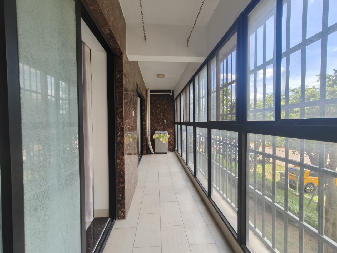 海秀花园 3室2厅2卫 2600.0元/月 海秀花园 3室2厅2卫 2600.0元/月室内图