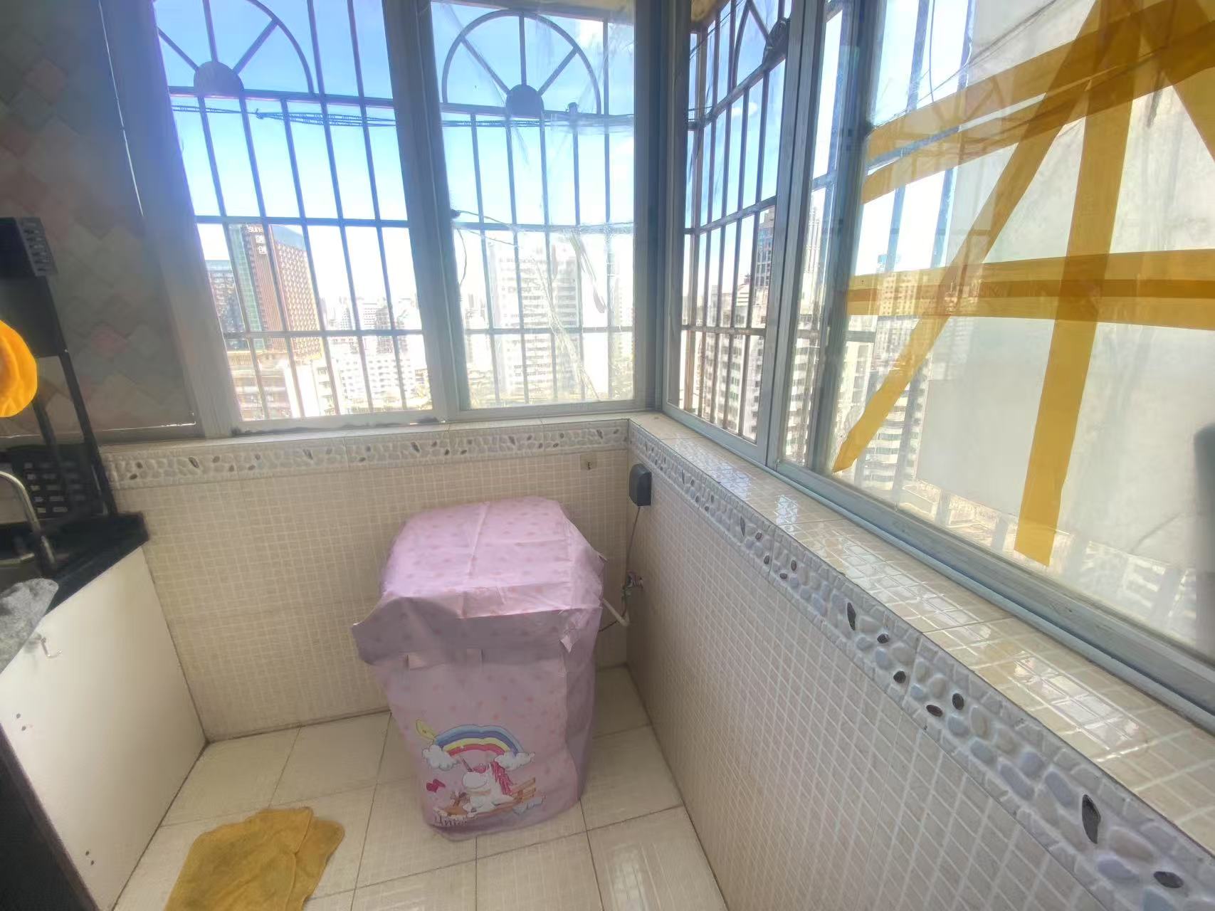 金都大厦(龙华路) 1室0厅1卫 53.0万 金都大厦(龙华路) 1室0厅1卫 53.0万室内图