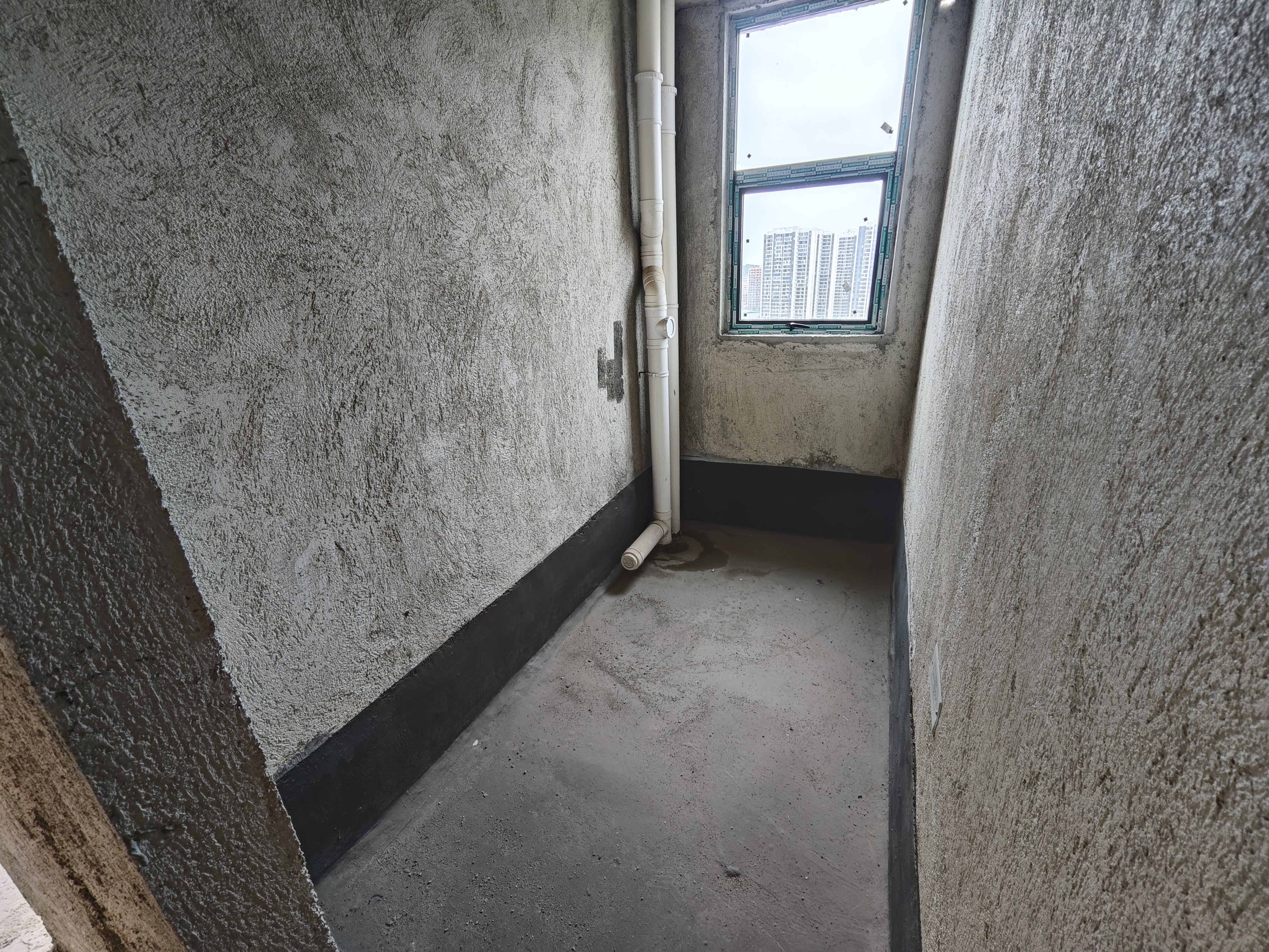 中甸.上河郡 4室2厅2卫 65.8万 中甸.上河郡 4室2厅2卫 65.8万卫生间