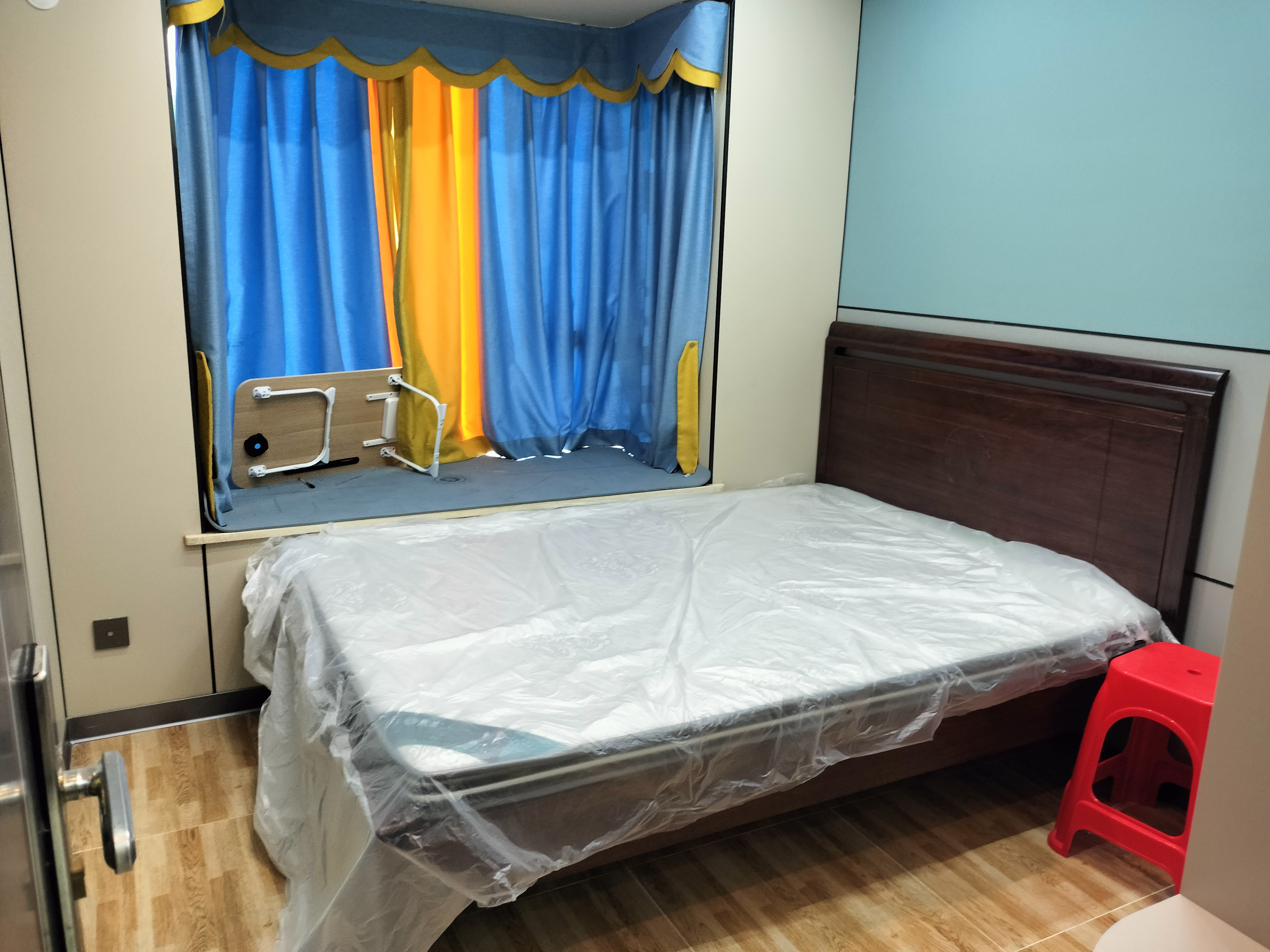 新琼雅苑 4室2厅2卫 2800.0元/月 新琼雅苑 4室2厅2卫 2800.0元/月室内图