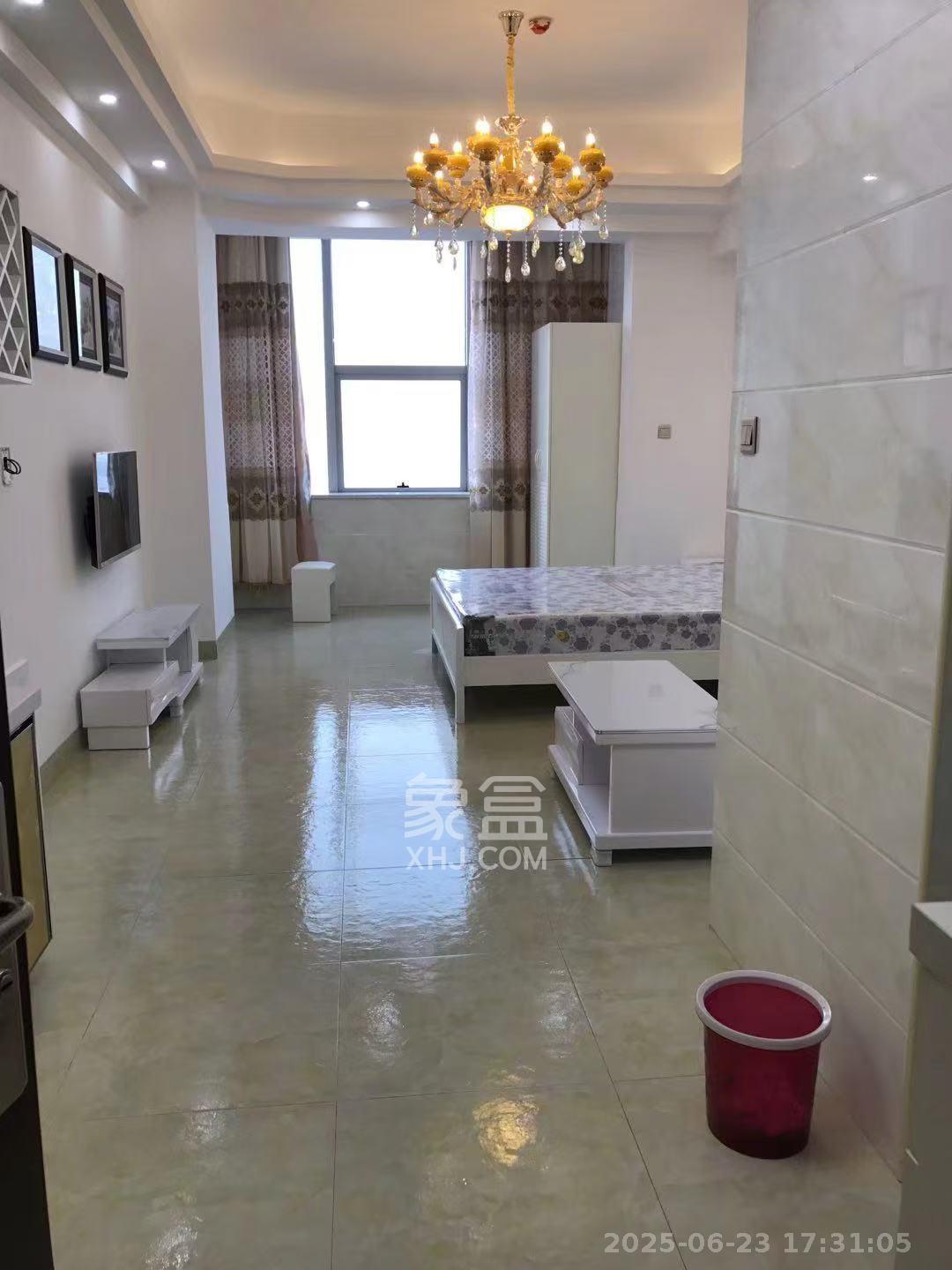 华隆步步高 1室1厅1卫 1000.0元/月 华隆步步高 1室1厅1卫 1000.0元/月室内图