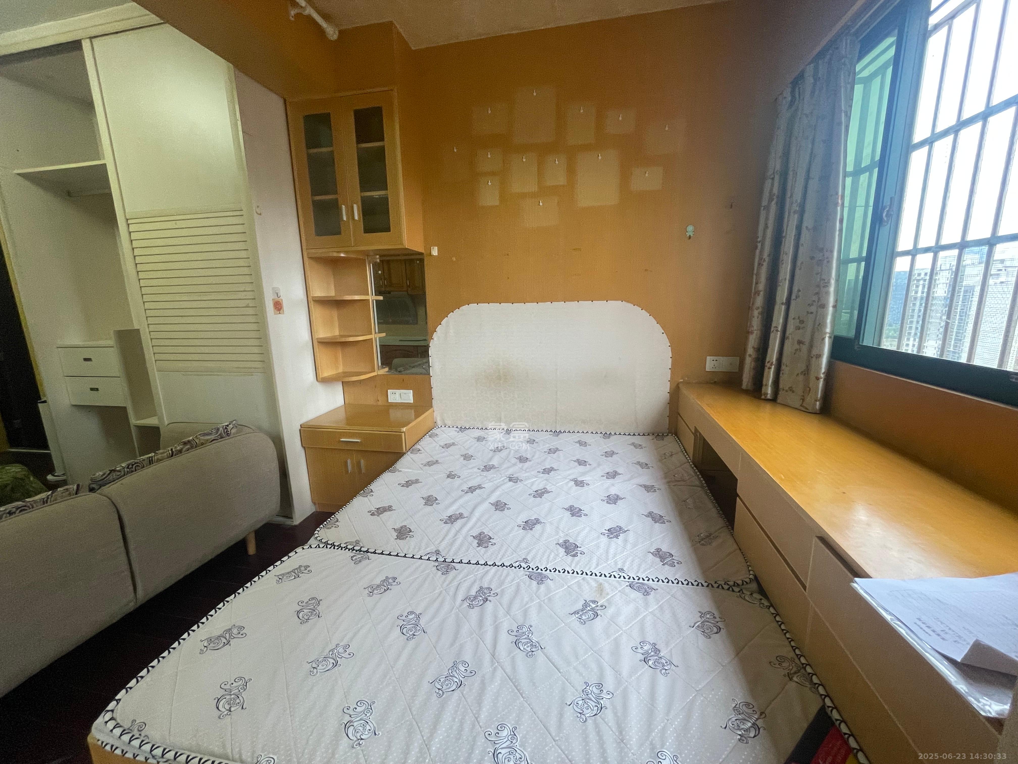 才子佳苑一期/二期  1室1厅1卫    1500.0元/月 才子佳苑一期/二期  1室1厅1卫    1500.0元/月室内图