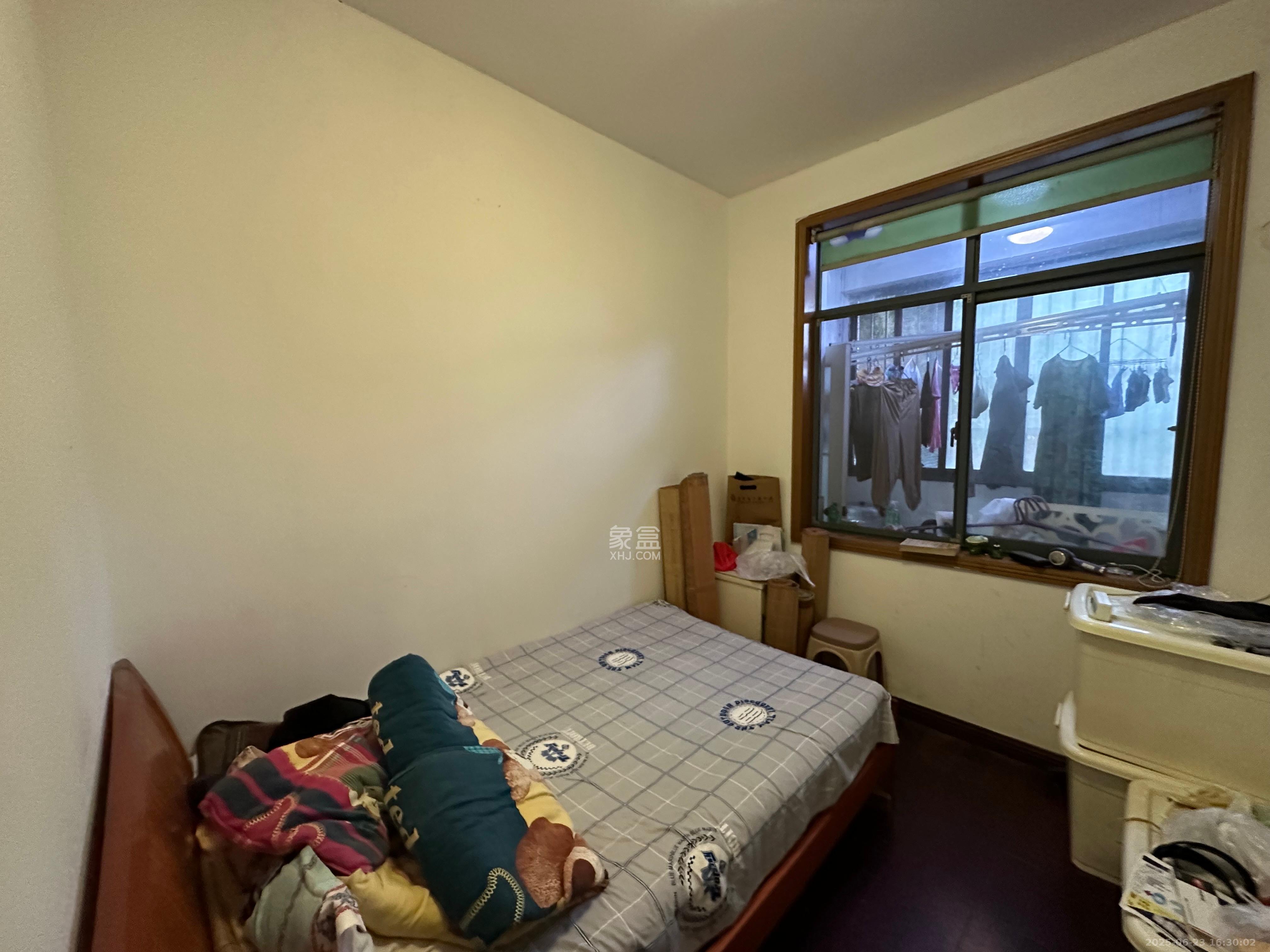 枫林绿洲  3室2厅2卫   2300.00元/月室内图