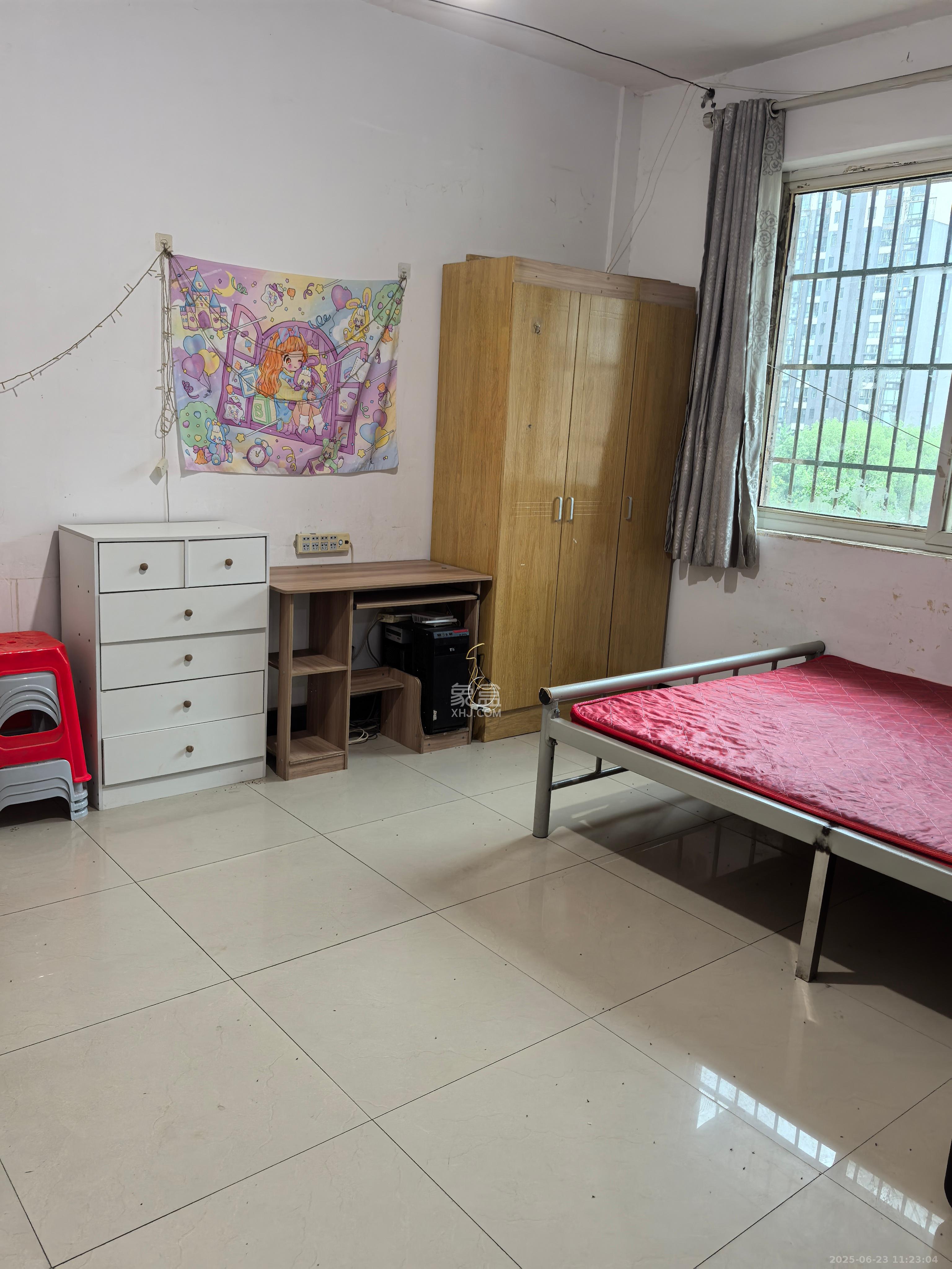 五一新村安置小区(永定社区、永兴社区、永祥社区) 2室1厅1卫 1200.0元/月 五一新村安置小区(永定社区、永兴社区、永祥社区) 2室1厅1卫 1200.0元/月室内图