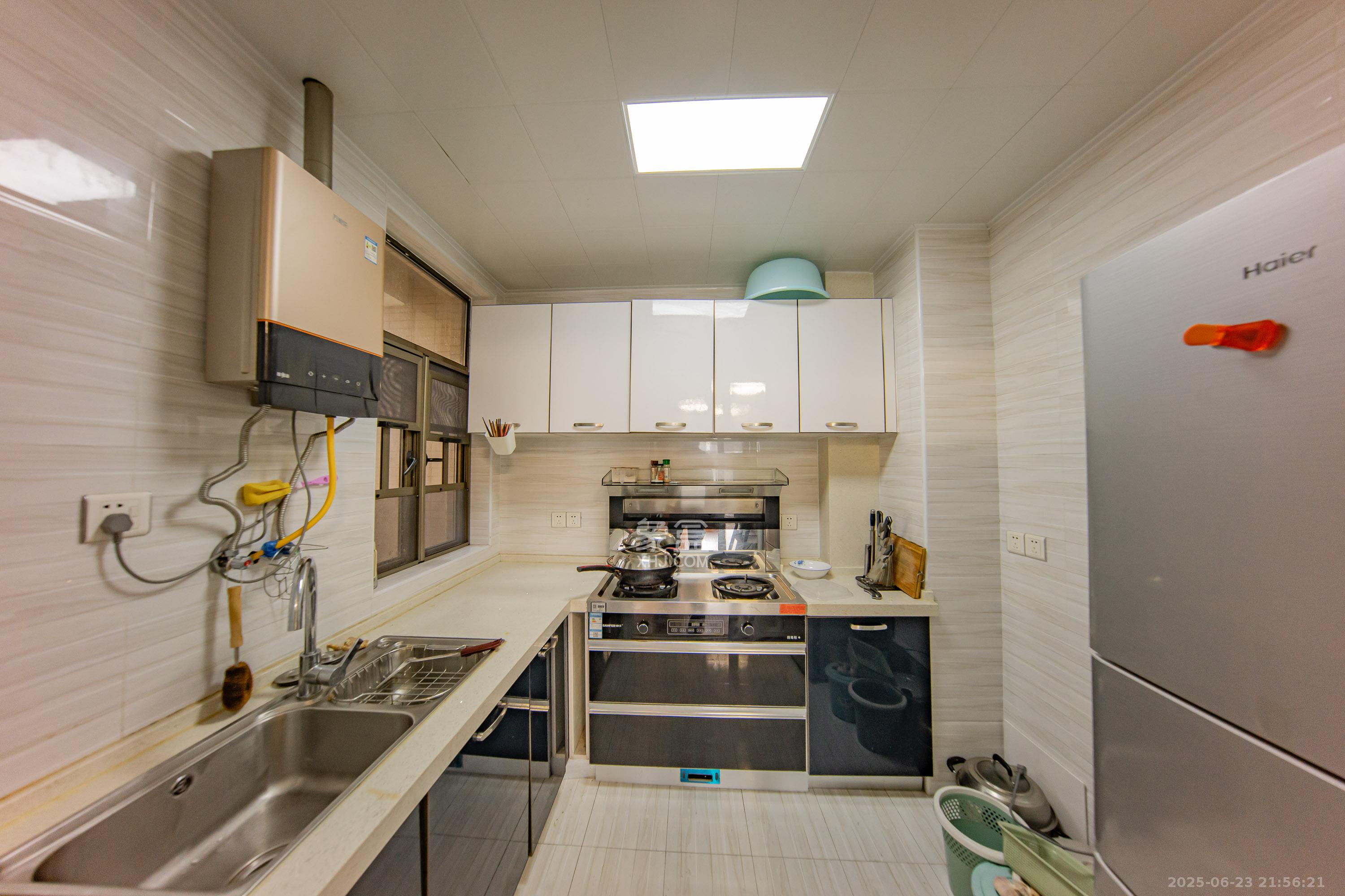 江山帝景雅典  2室1厅1卫    102.0万 江山帝景雅典  2室1厅1卫    102.0万厨房