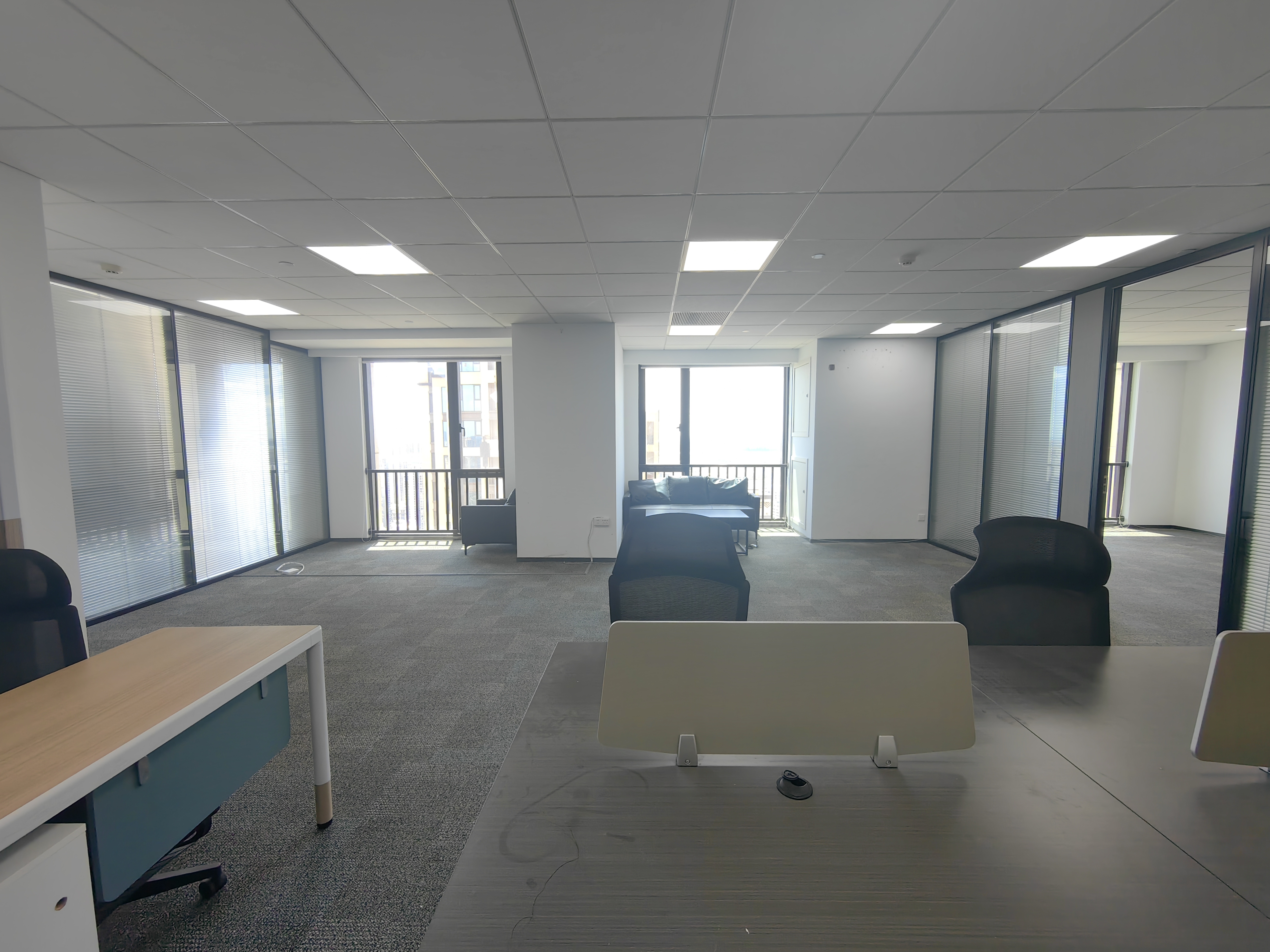 富力首府   175.72㎡      7100.0元/月室内图