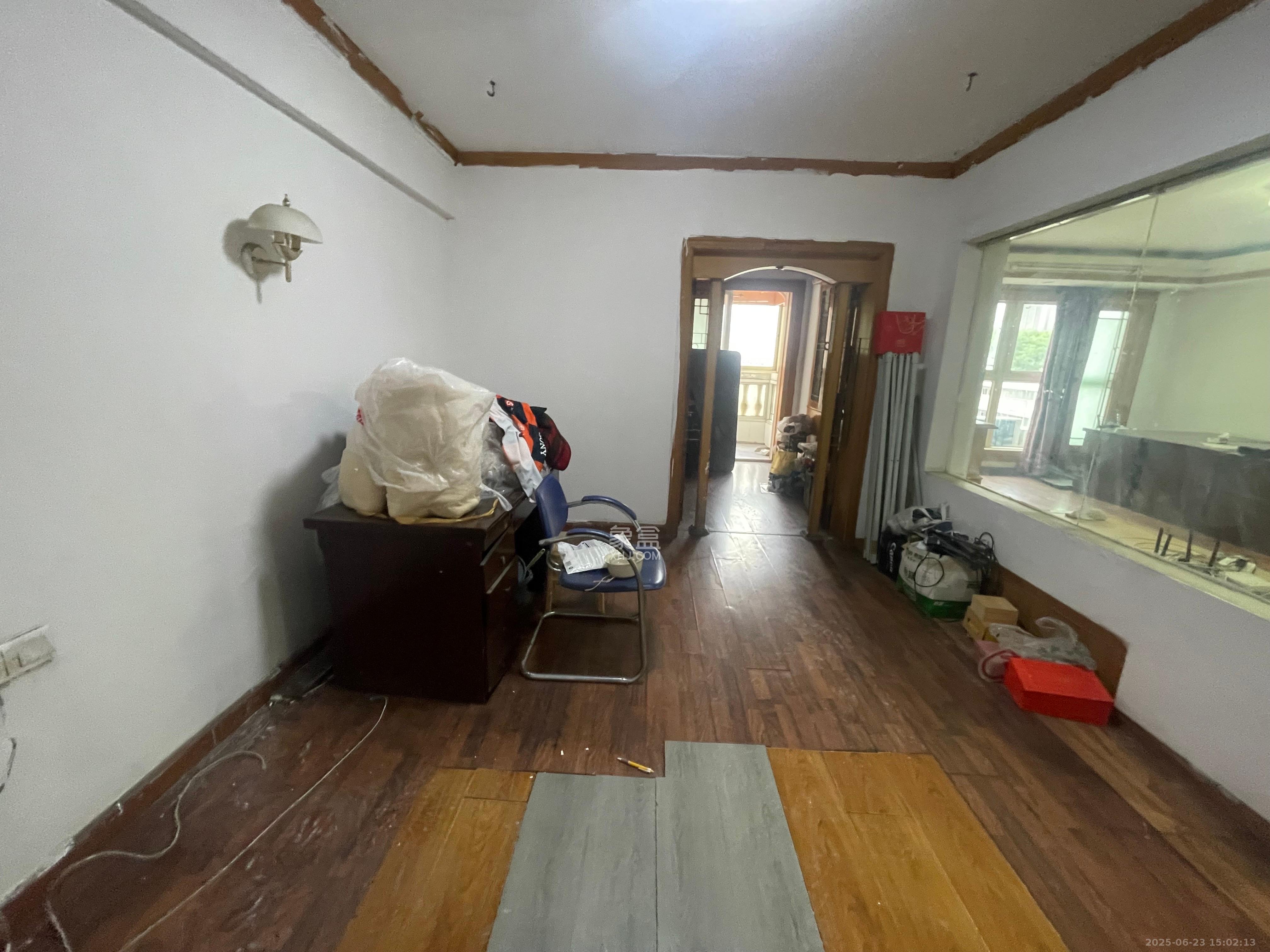 天心电脑城（朝阳丽景，朝阳丽园）  3室2厅2卫   2300.00元/月室内图