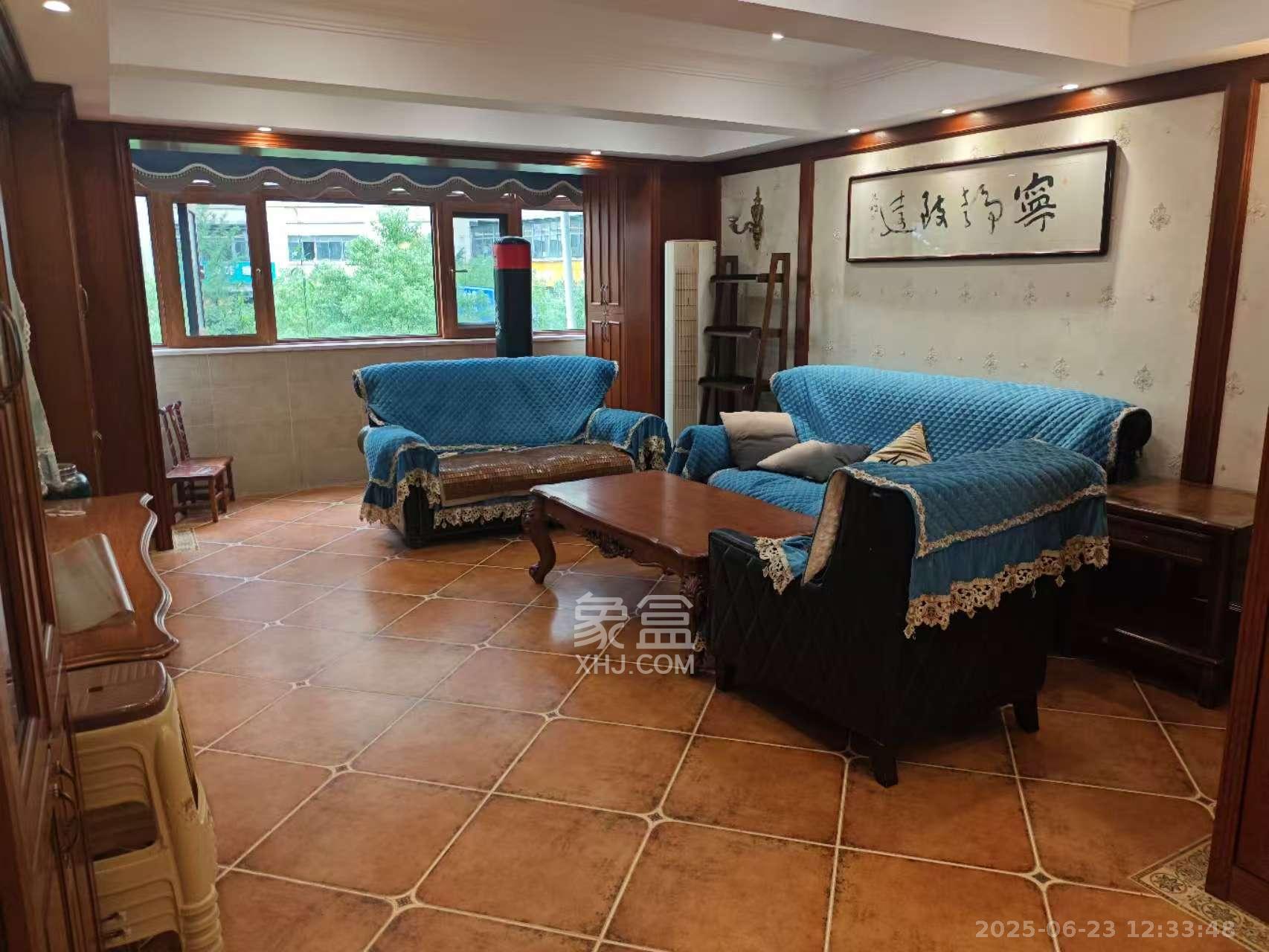 中交中央公园D2区  4室2厅2卫    4500.0元/月 中交中央公园D2区  4室2厅2卫    4500.0元/月室内图