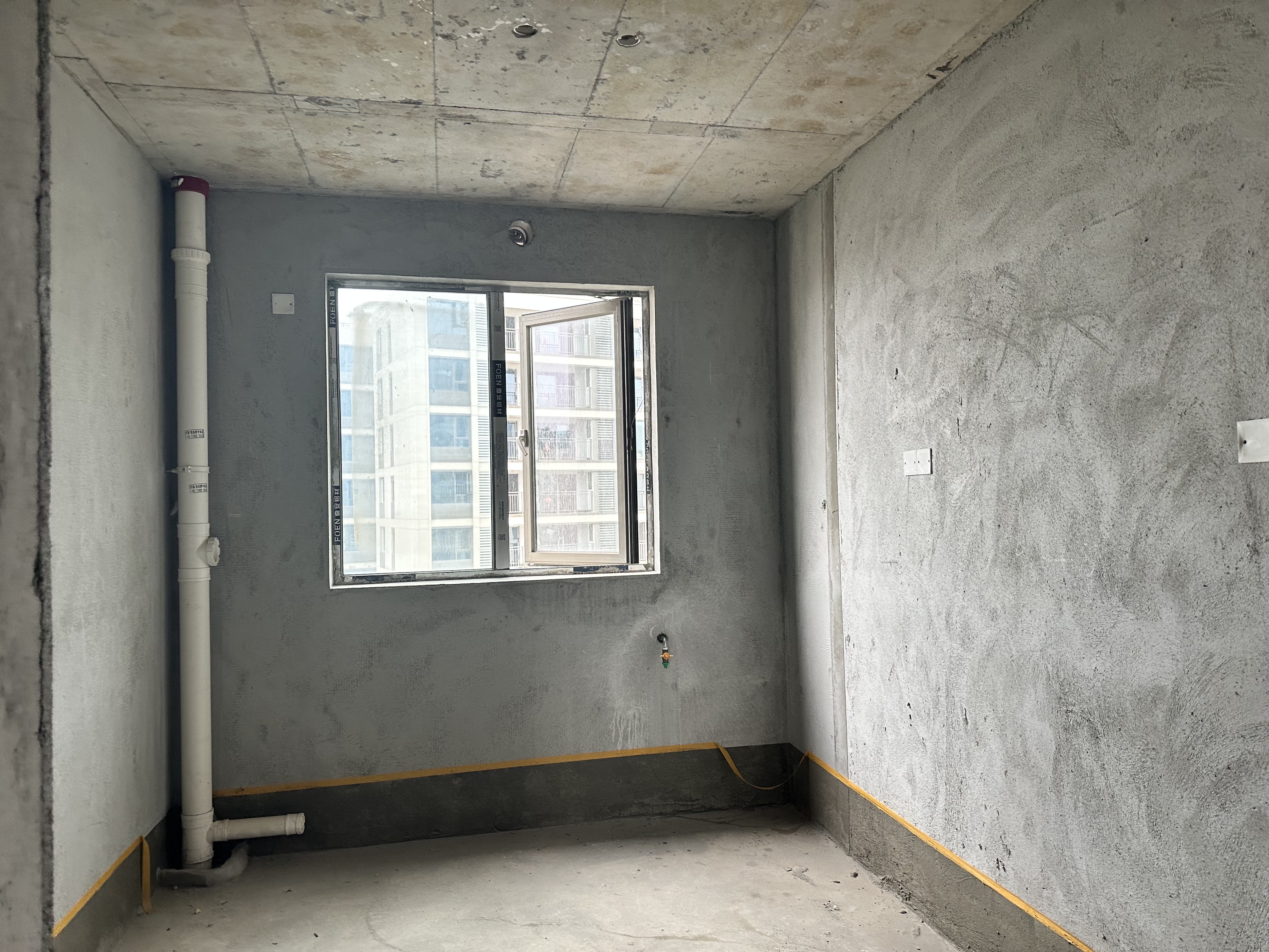 吾悦广场 4室2厅2卫 70.0万 吾悦广场 4室2厅2卫 70.0万客厅