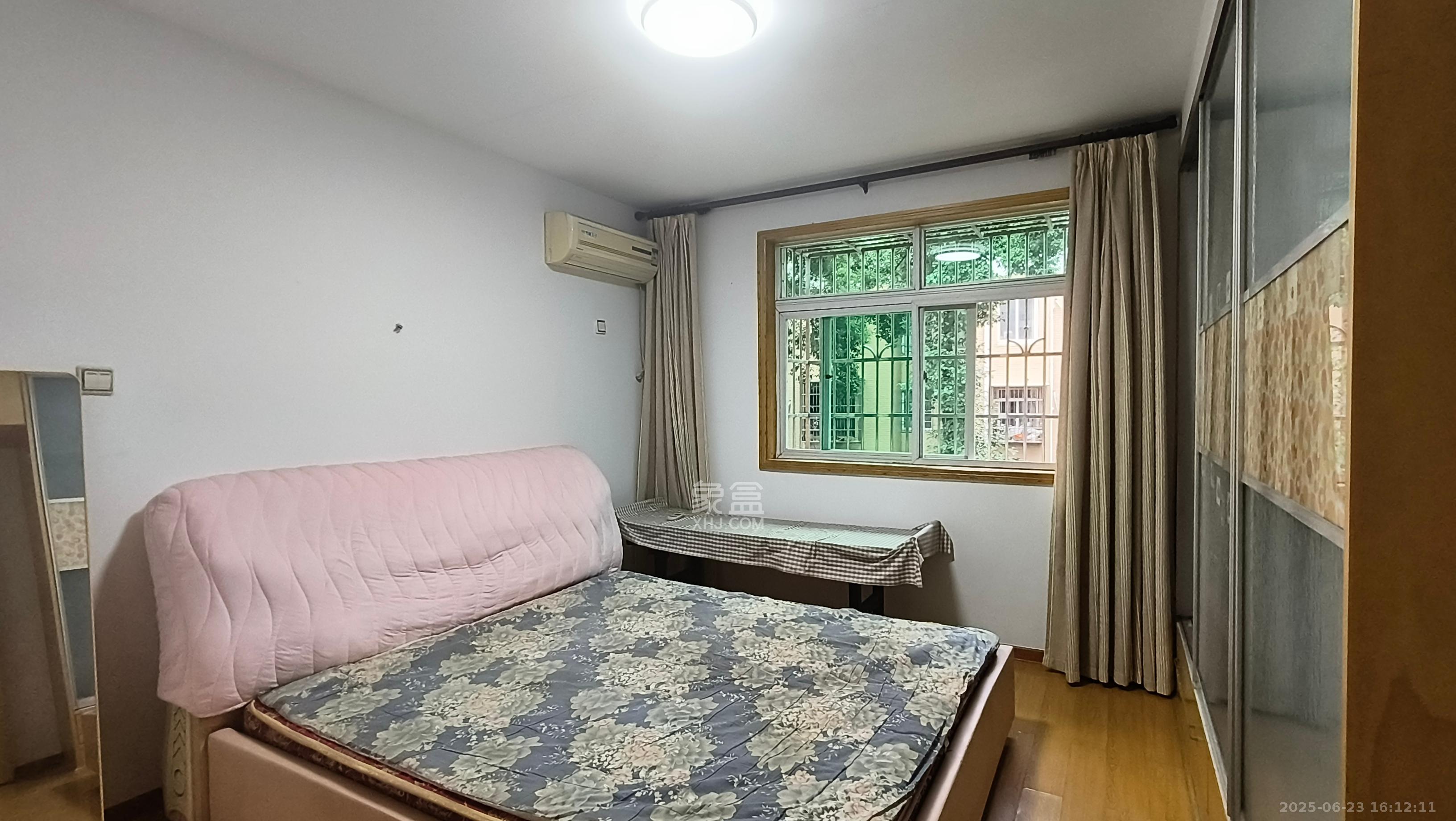 果林场小区(锦林社区)  3室2厅2卫    2200.0元/月 果林场小区(锦林社区)  3室2厅2卫    2200.0元/月室内图