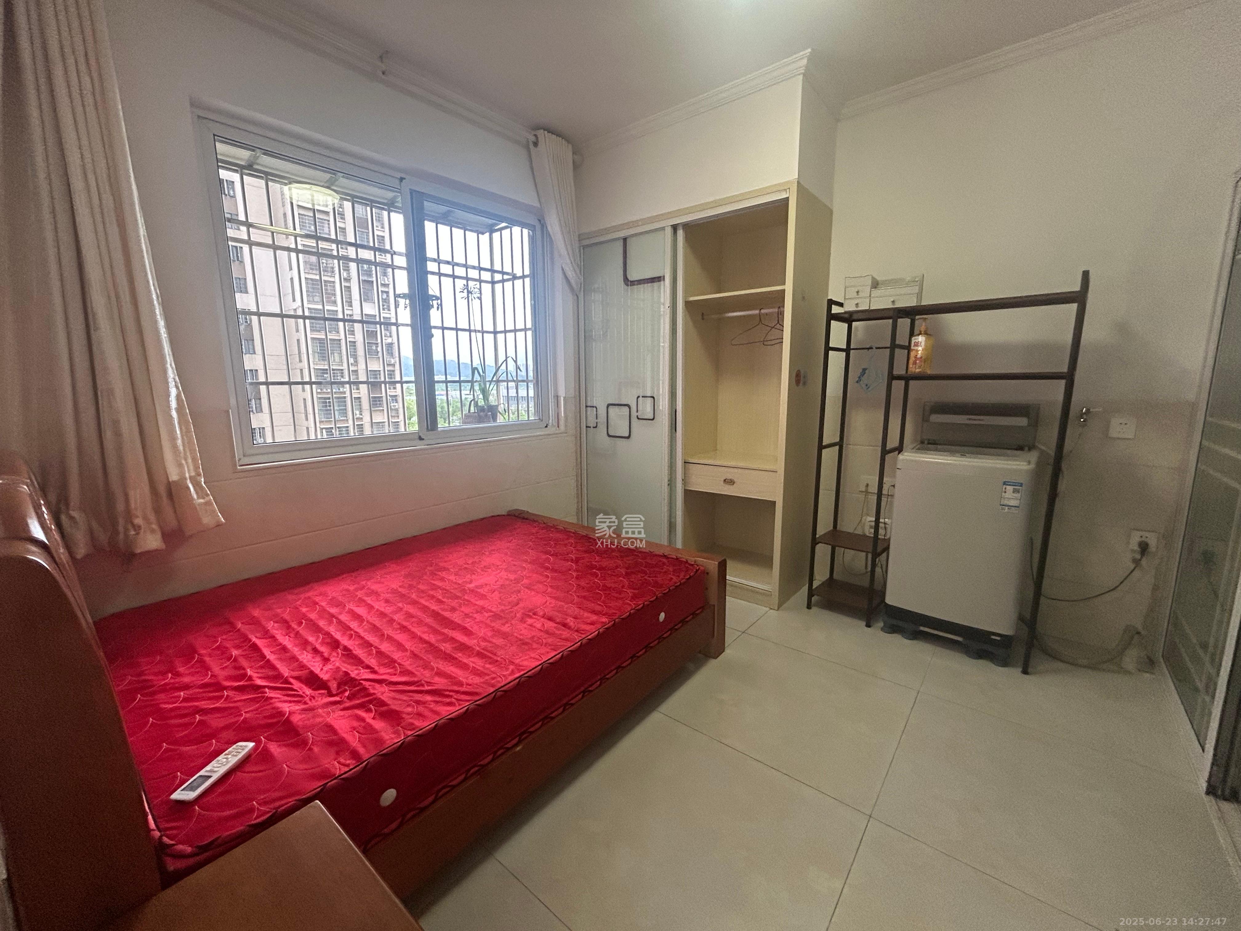 嘉顺苑 1室1厅1卫 1300.0元/月 嘉顺苑 1室1厅1卫 1300.0元/月室内图