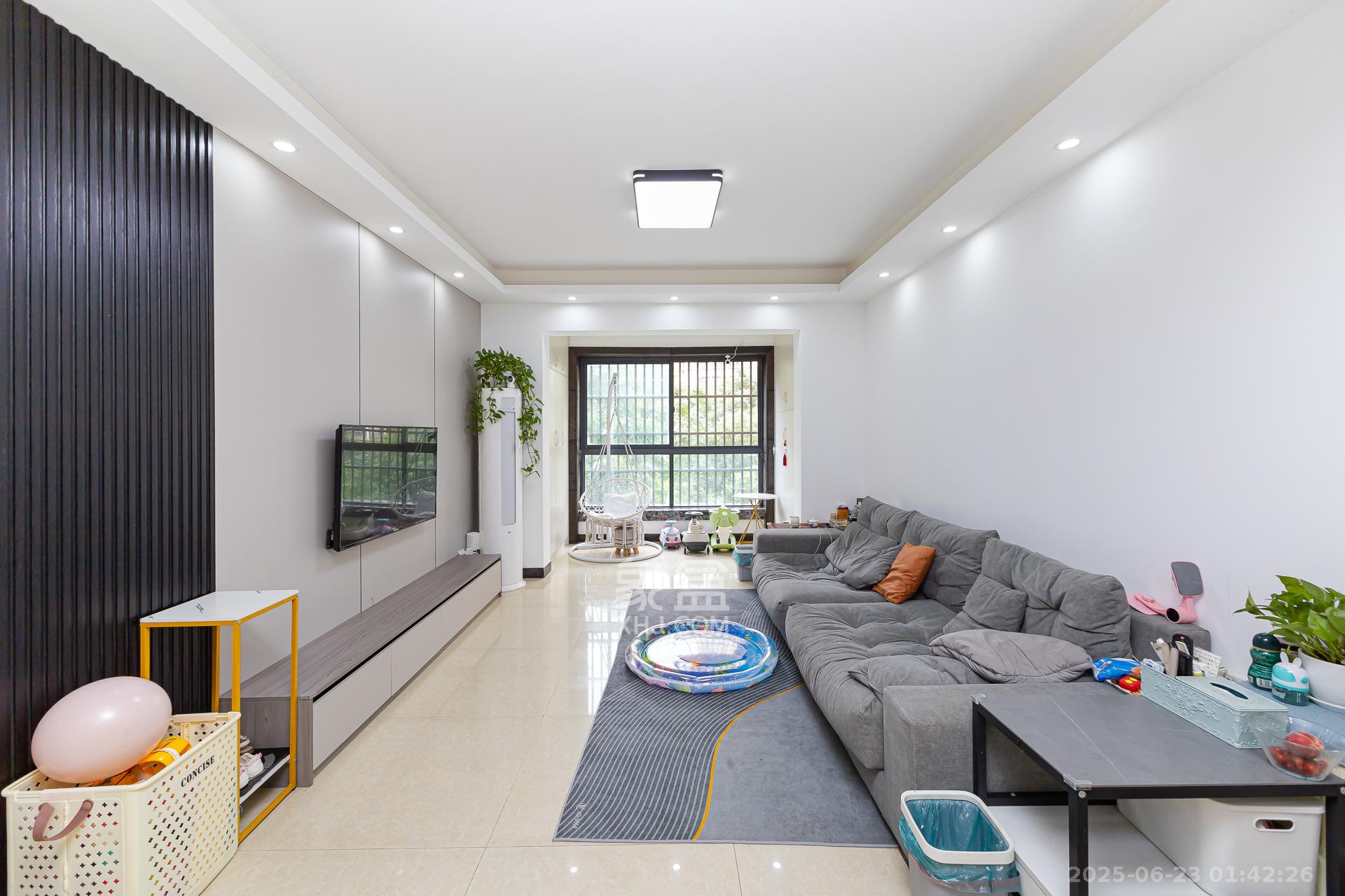 勤诚达新界  3室2厅1卫   90.00万