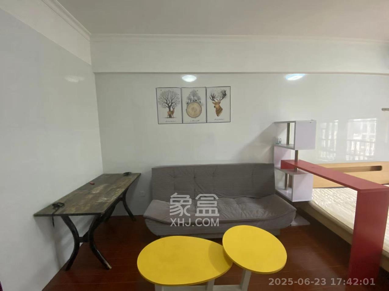 中建芙蓉嘉苑  1室1厅1卫    1200.0元/月 中建芙蓉嘉苑  1室1厅1卫    1200.0元/月室内图