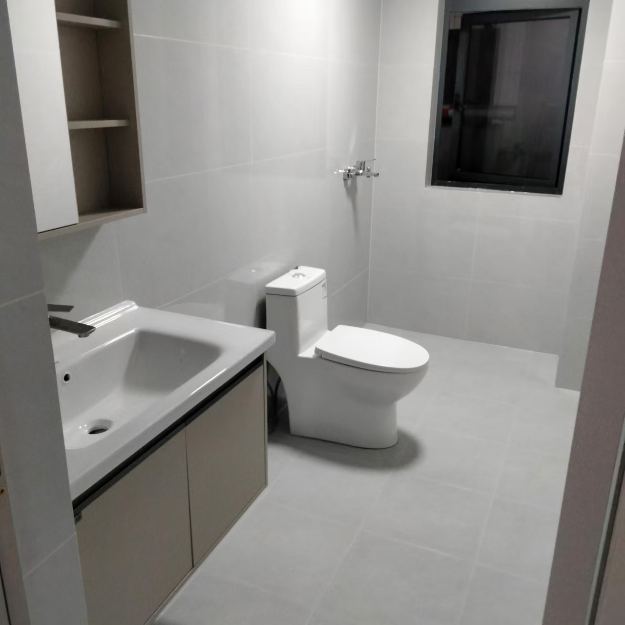 和悦宸居 3室2厅2卫 2400.0元/月 和悦宸居 3室2厅2卫 2400.0元/月室内图