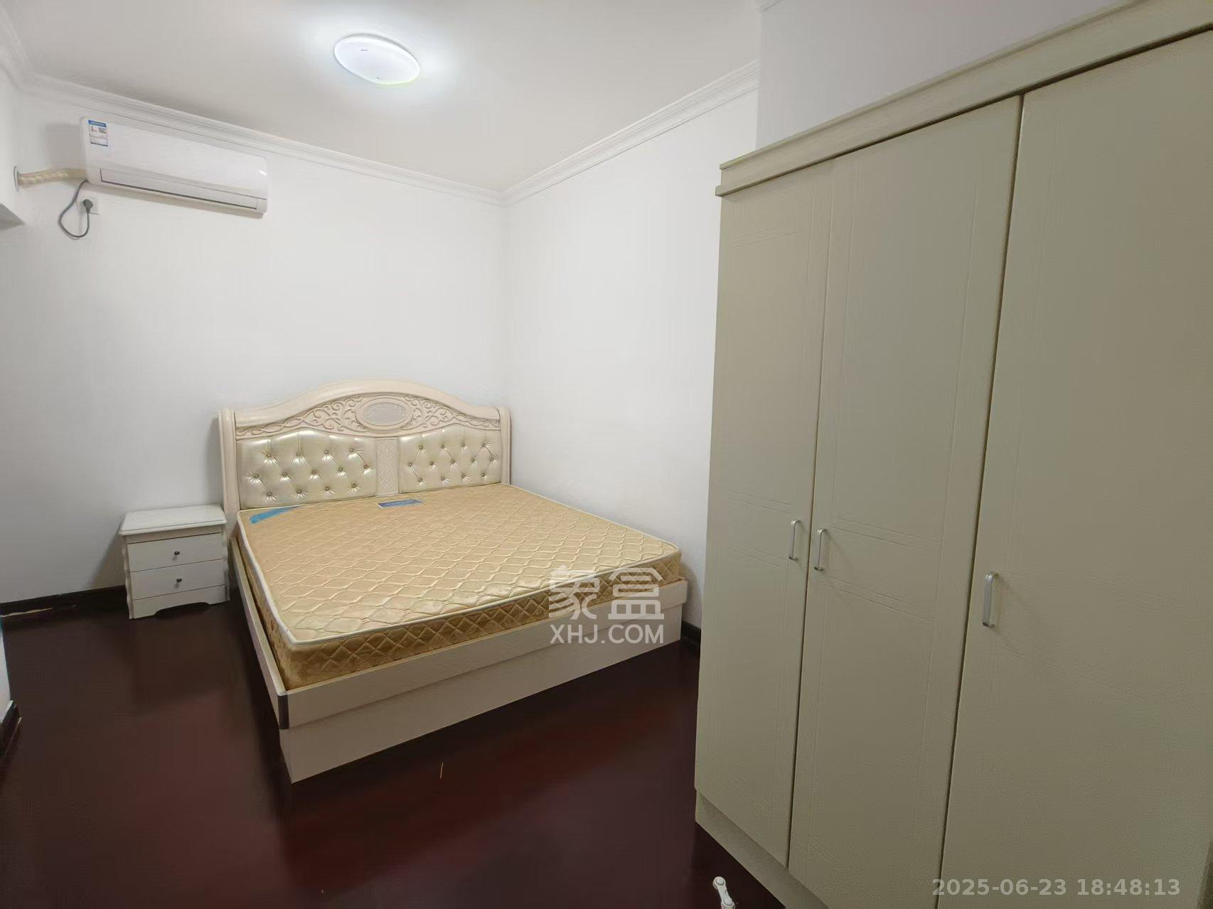 中海国际一期 3室2厅1卫 1900.0元/月 中海国际一期 3室2厅1卫 1900.0元/月室内图