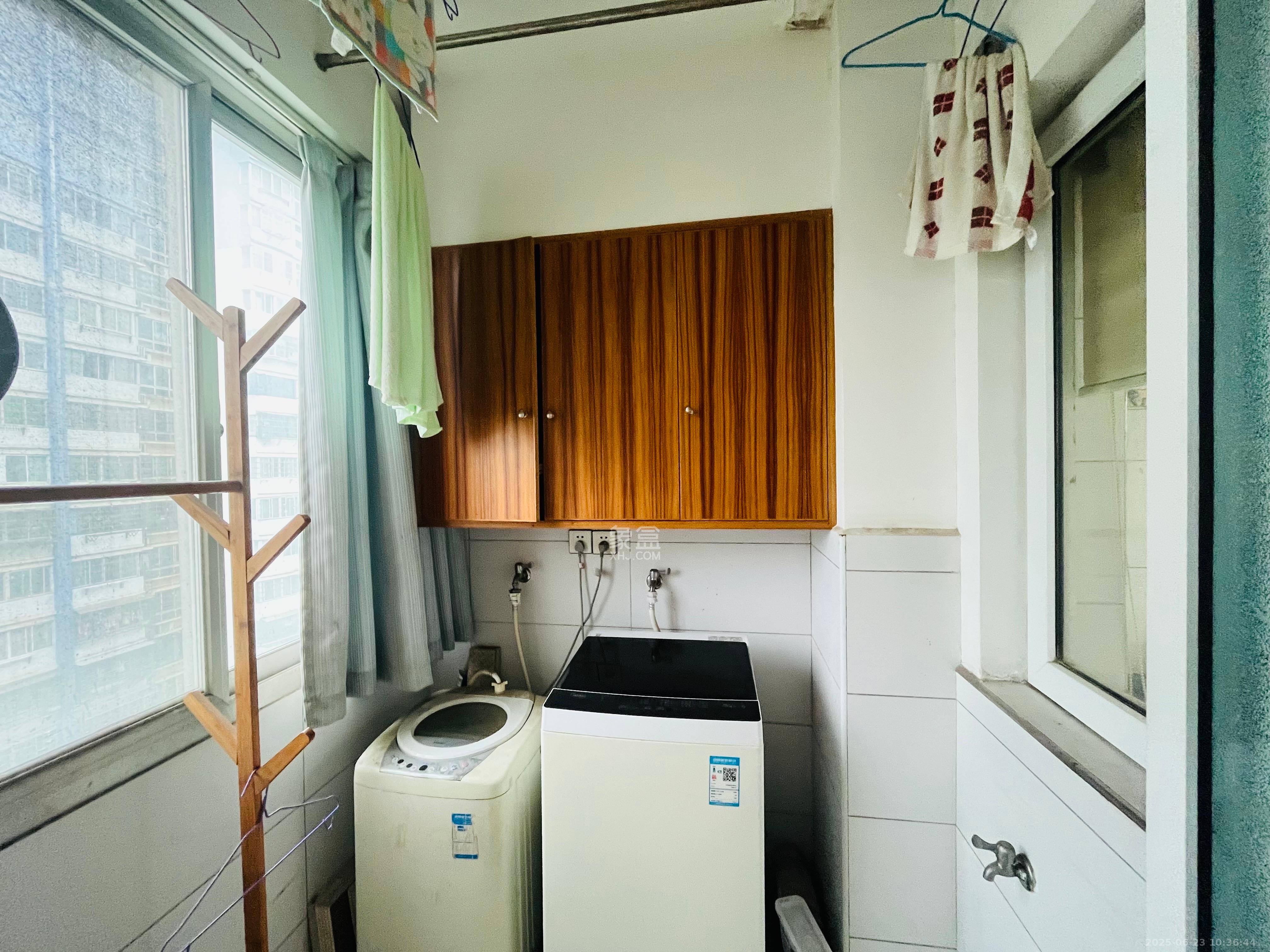 玛依拉山庄 3室2厅2卫 3000.0元/月 玛依拉山庄 3室2厅2卫 3000.0元/月室内图