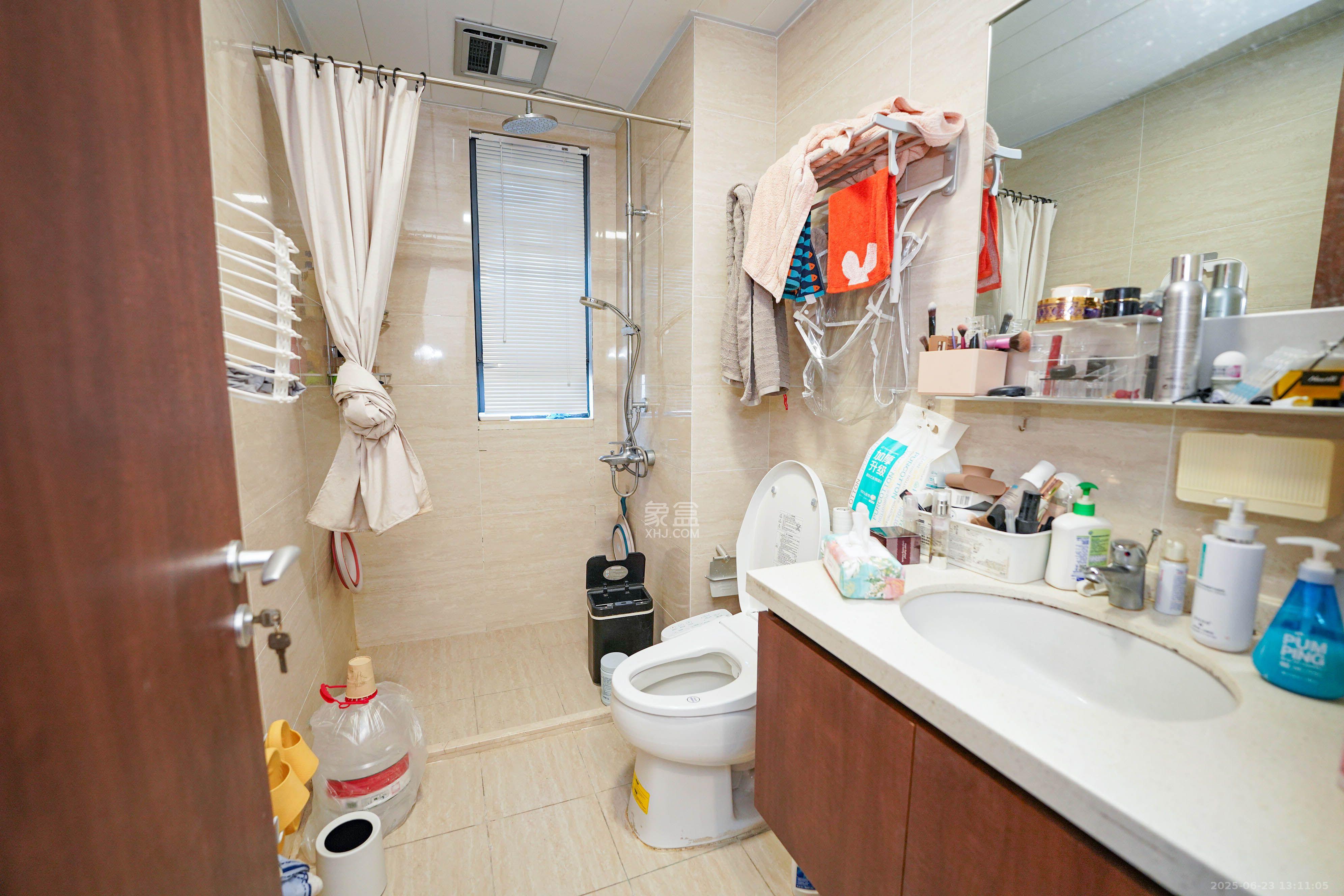 汇金城/嘉华城(二期、三期) 3室2厅2卫 2800.0元/月 汇金城/嘉华城(二期、三期) 3室2厅2卫 2800.0元/月室内图