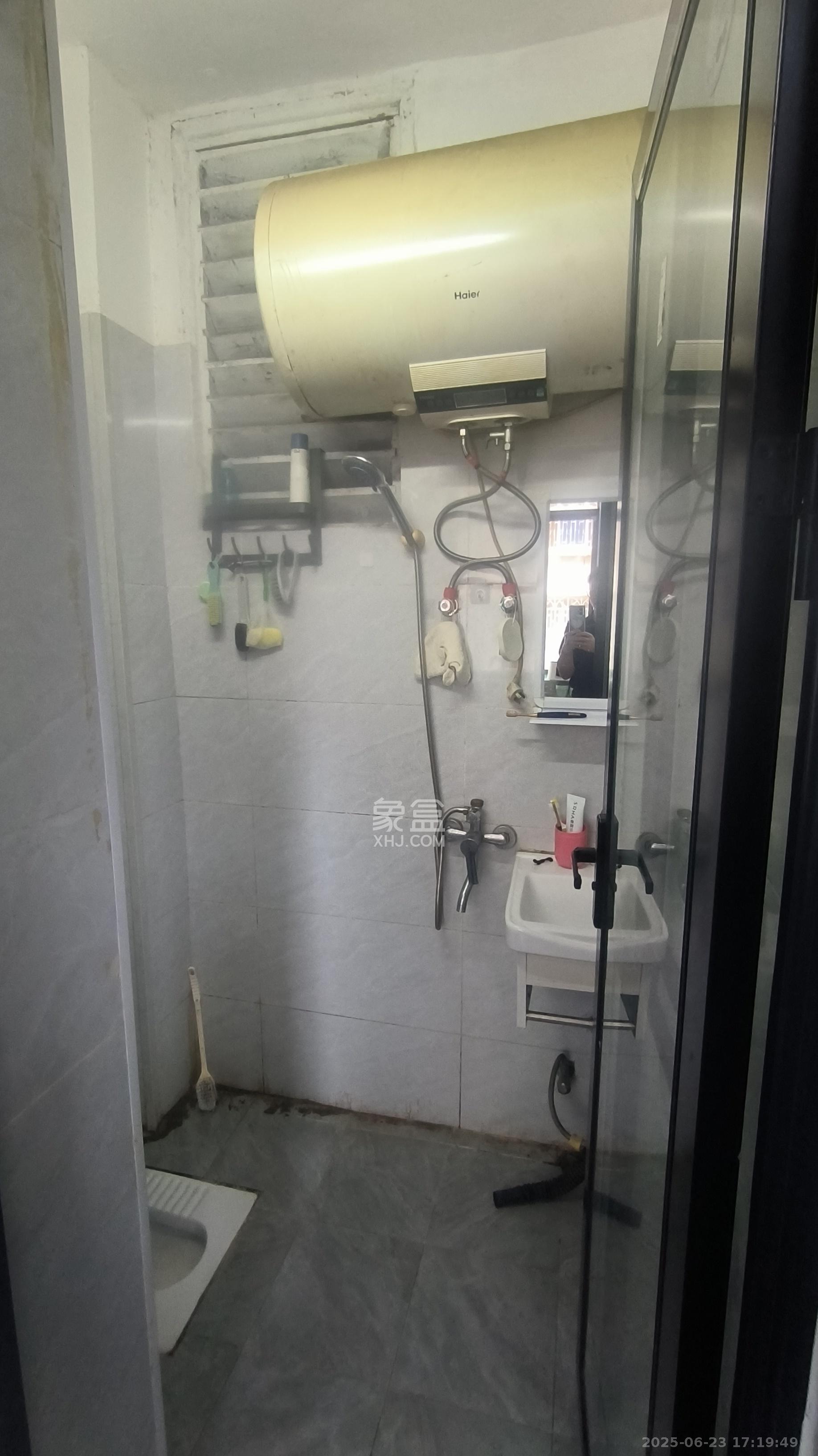 湖南省机械研究所肖家坡宿舍  1室1厅1卫   1300.00元/月室内图