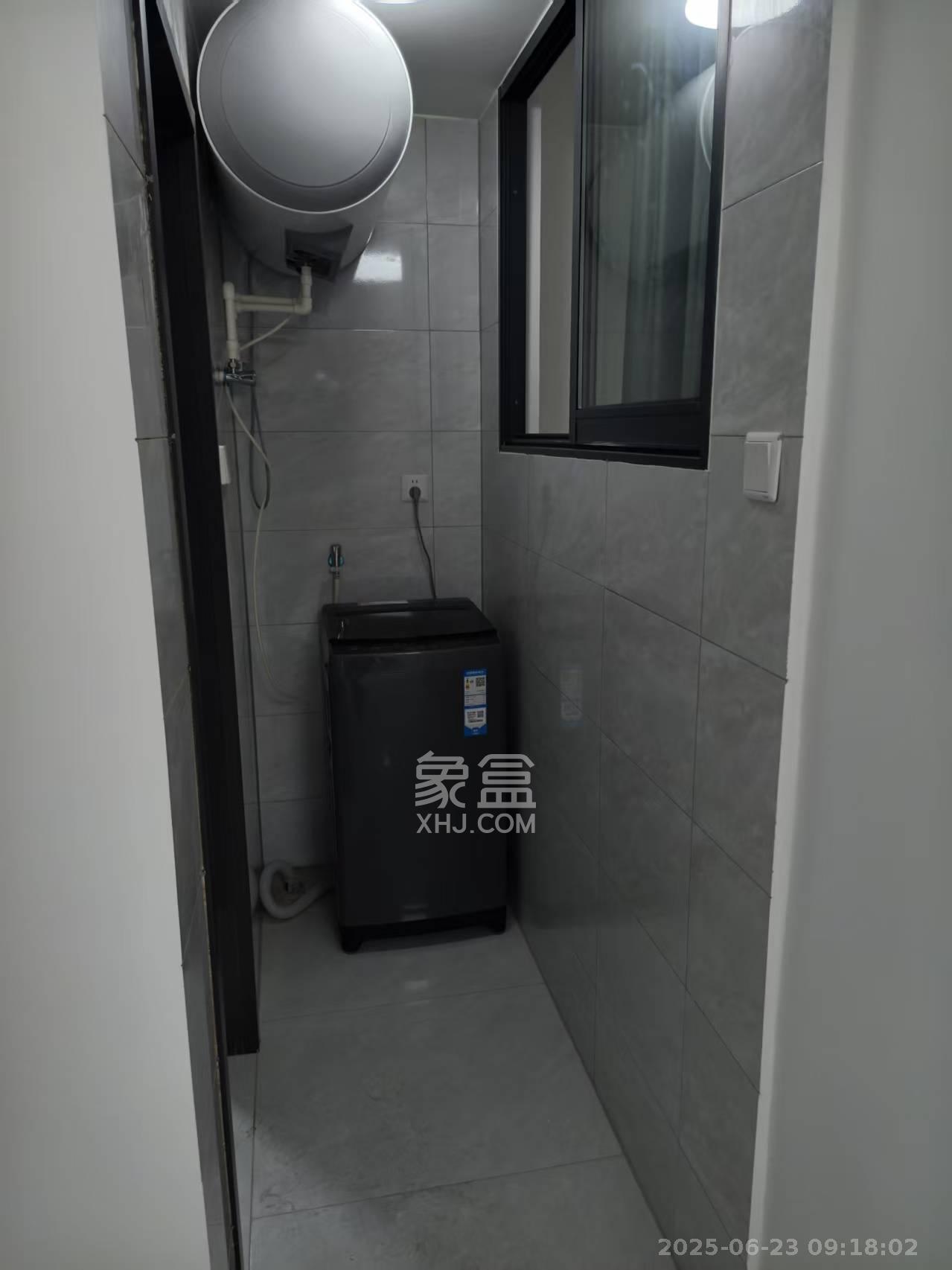 通号岭绣苑 3室2厅1卫 2000.0元/月 通号岭绣苑 3室2厅1卫 2000.0元/月室内图