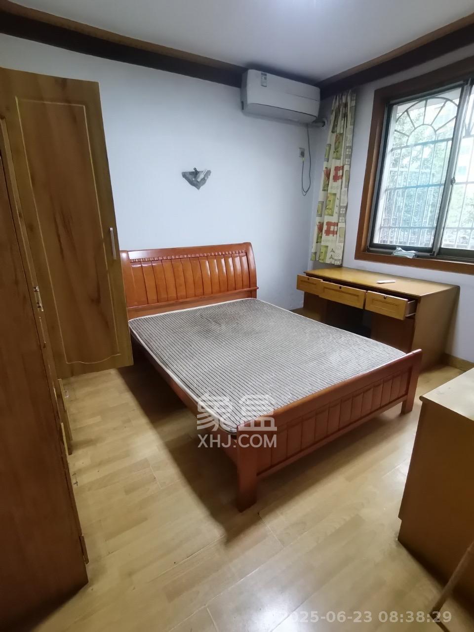 湖动社区新河市场(新河家具城) 3室2厅1卫 2300.0元/月 湖动社区新河市场(新河家具城) 3室2厅1卫 2300.0元/月室内图