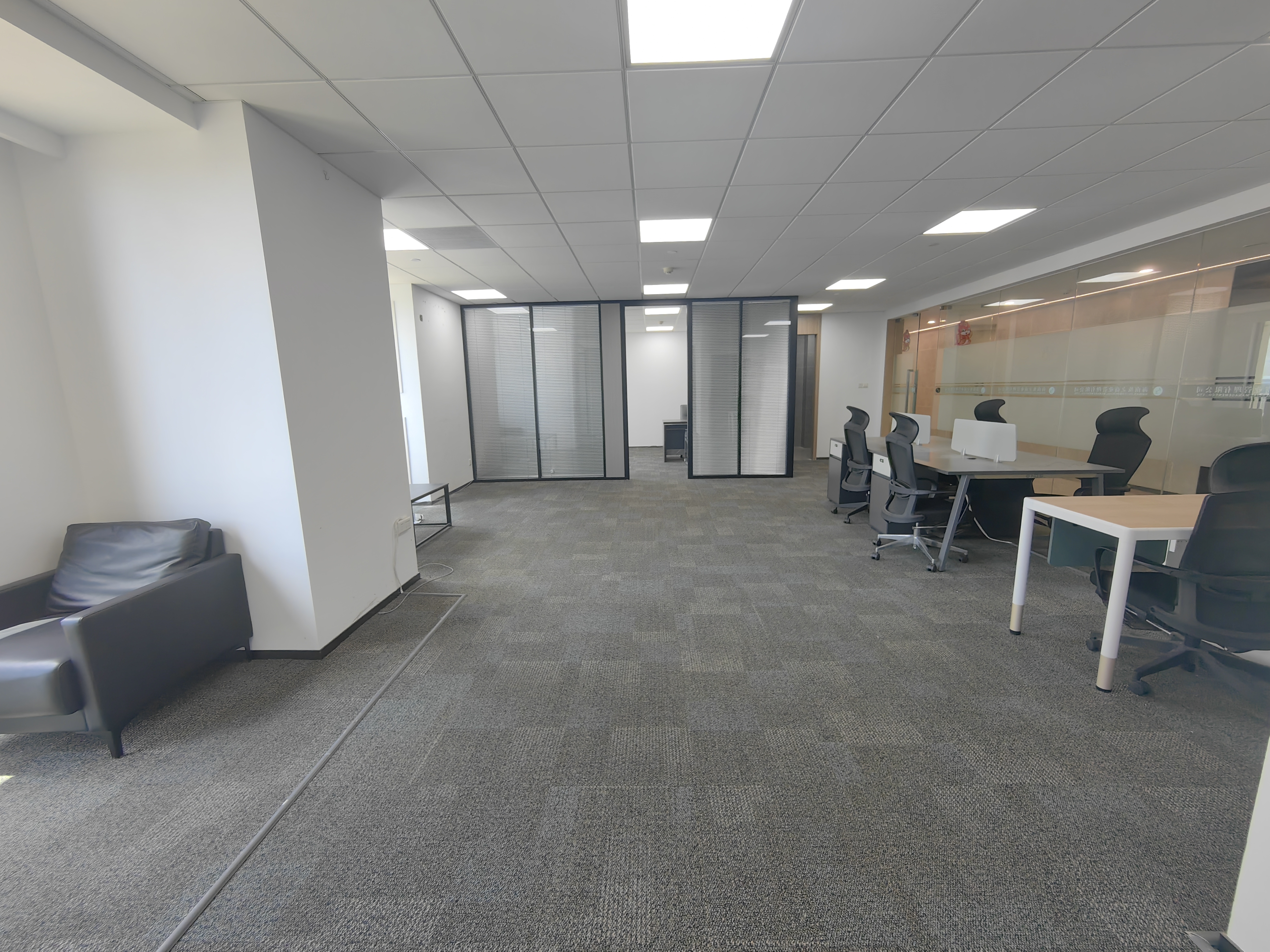 富力首府   175.72㎡      7100.0元/月室内图