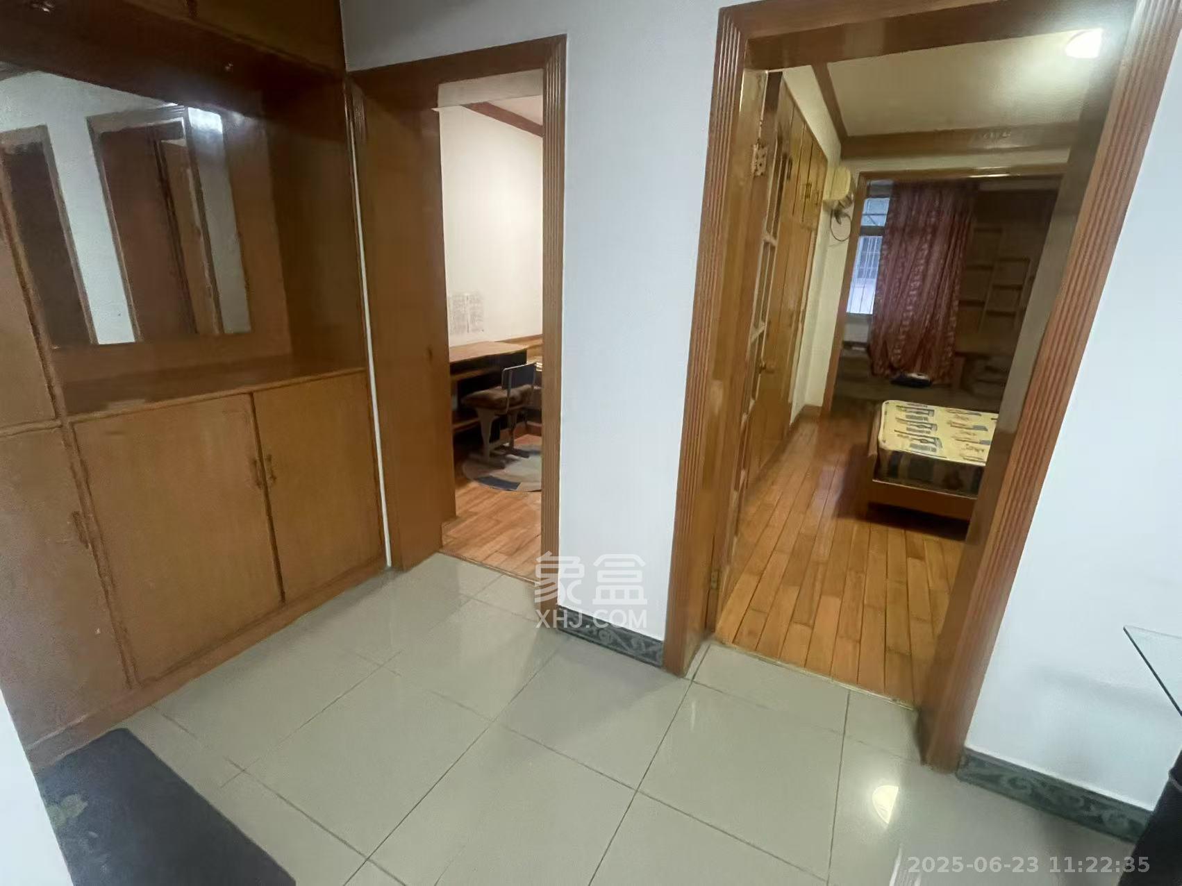 天心友园 2室1厅1卫 2000.0元/月 天心友园 2室1厅1卫 2000.0元/月室内图