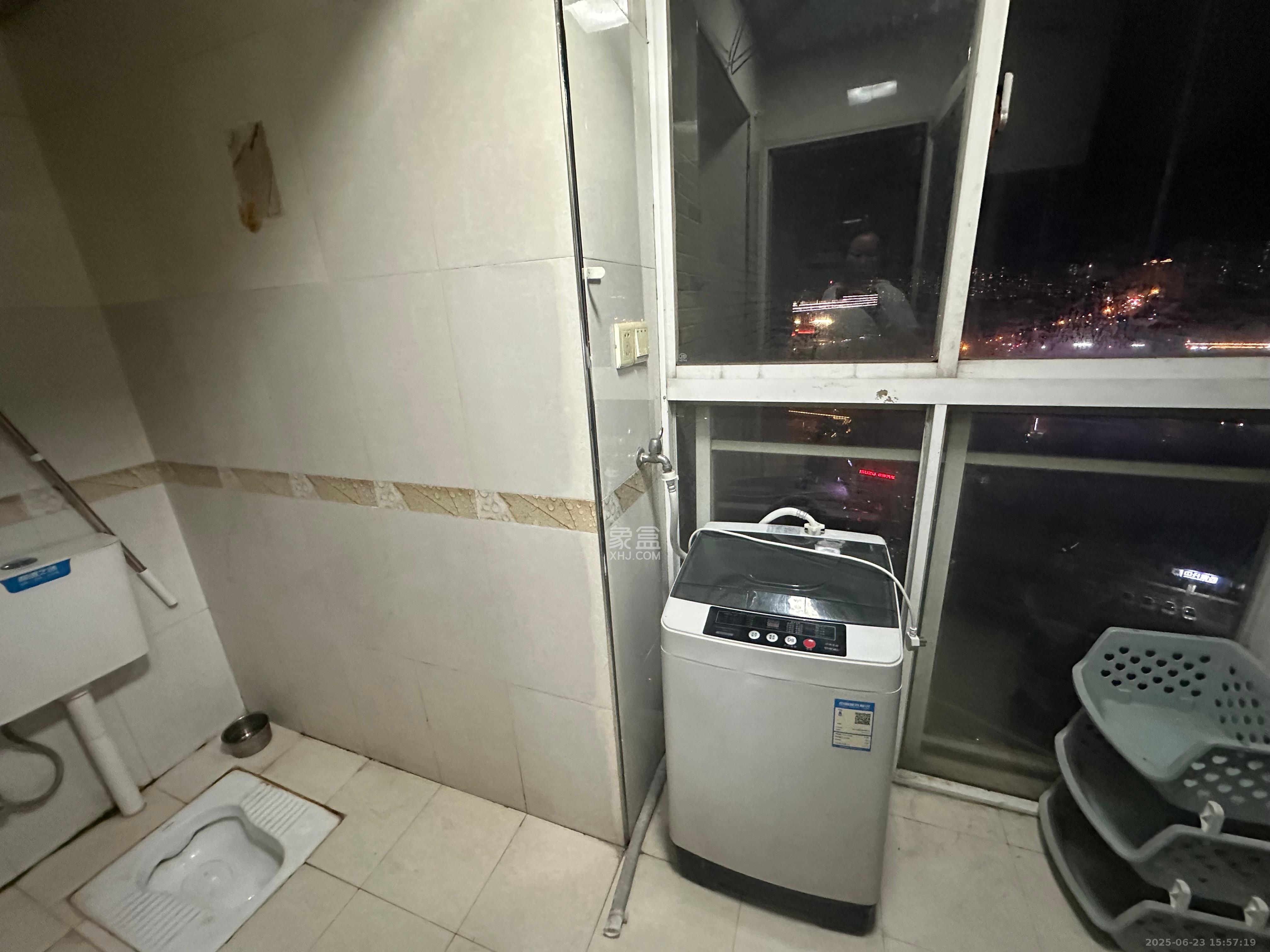 紫晶城  1室1厅1卫   1200.00元/月室内图