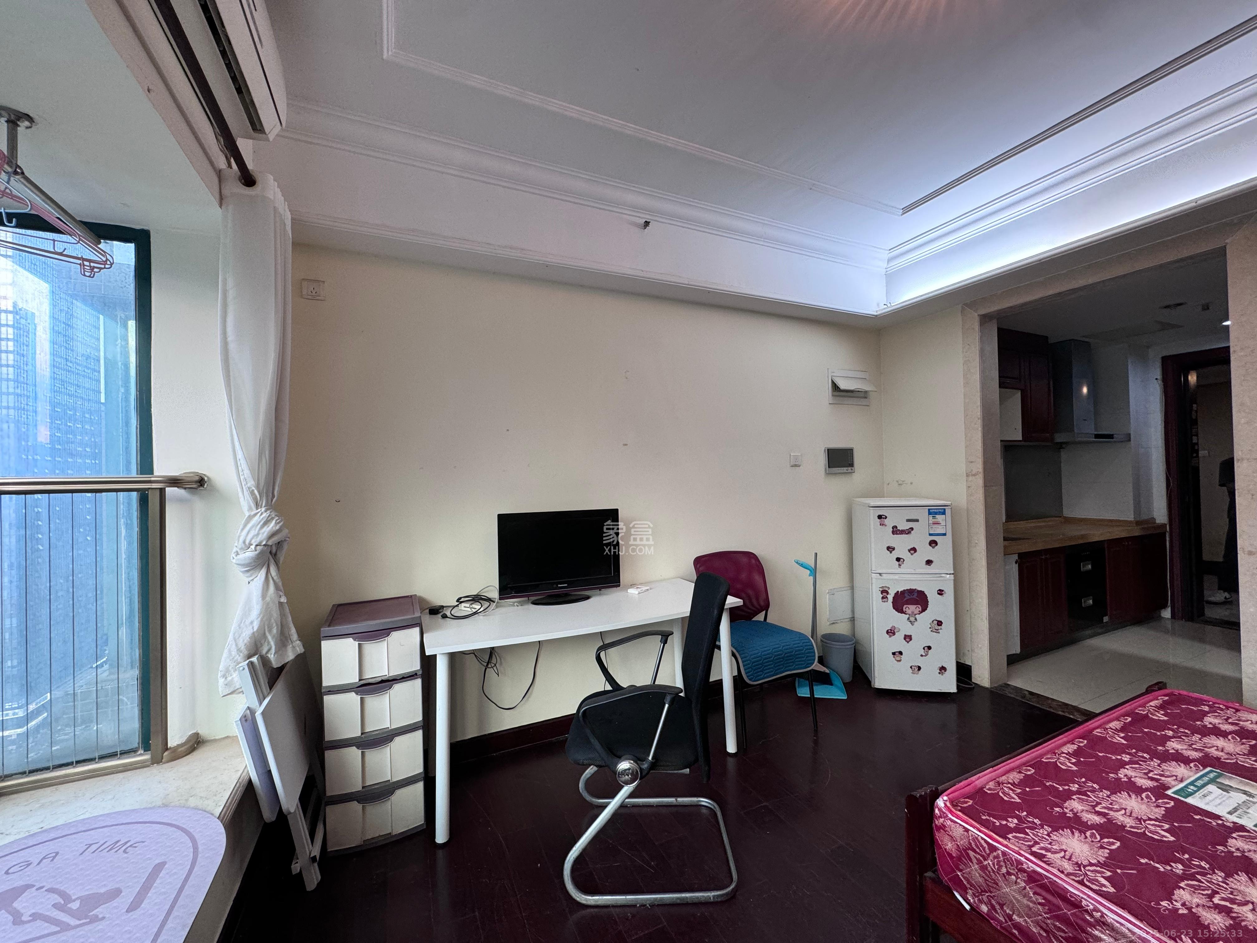 恒大华府 1室1厅1卫 1300.0元/月 恒大华府 1室1厅1卫 1300.0元/月室内图