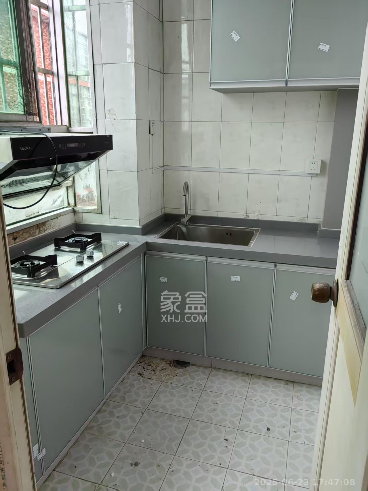 灰埠小区（灰埠社区）  2室2厅1卫   1100.00元/月室内图