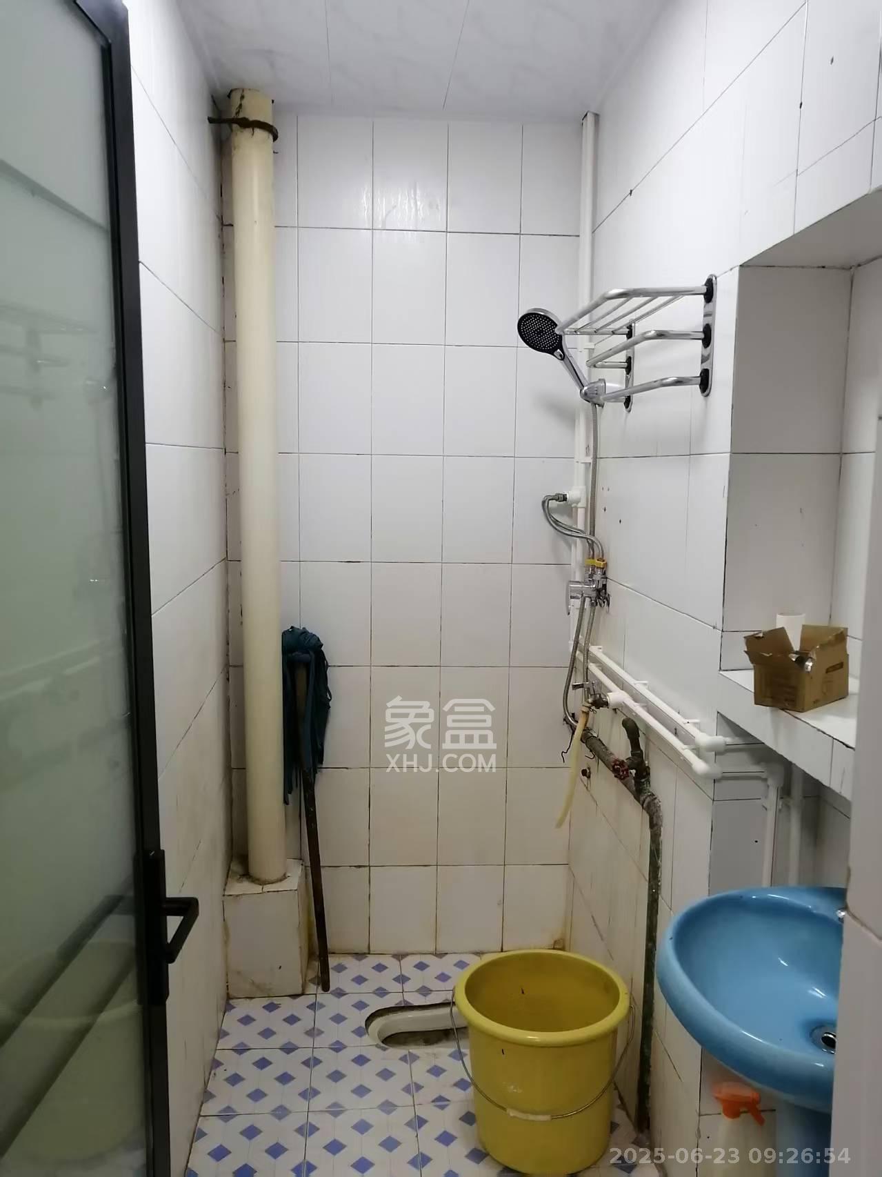 妹子山社区（曙光社区）  3室1厅1卫   2000.00元/月室内图