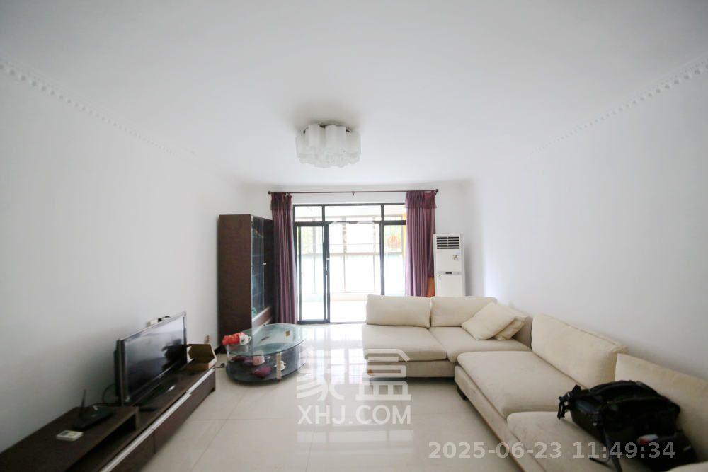 三江花中城 2室2厅1卫 2200.0元/月 三江花中城 2室2厅1卫 2200.0元/月室内图