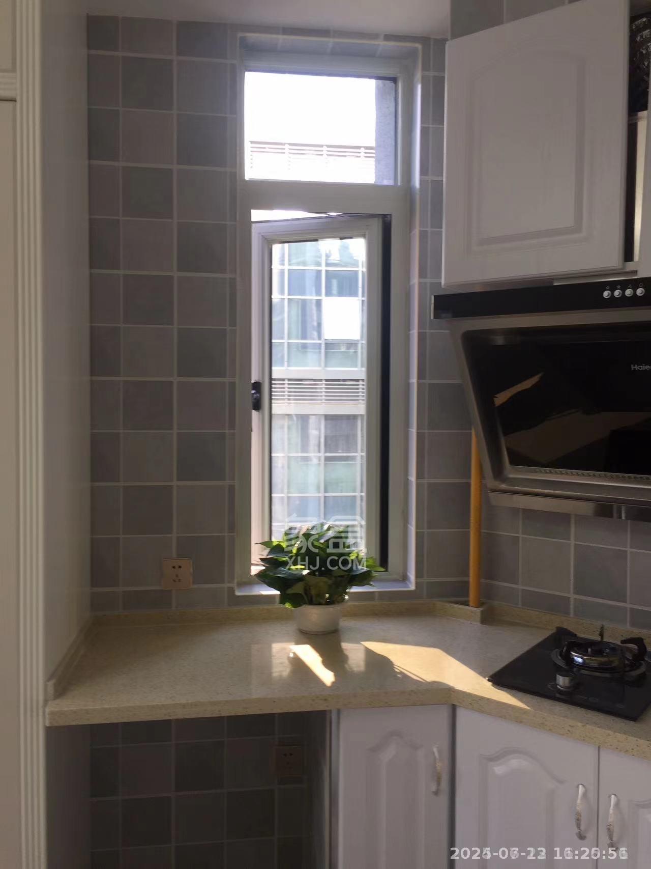 庐山一号  1室1厅1卫    1200.0元/月 庐山一号  1室1厅1卫    1200.0元/月