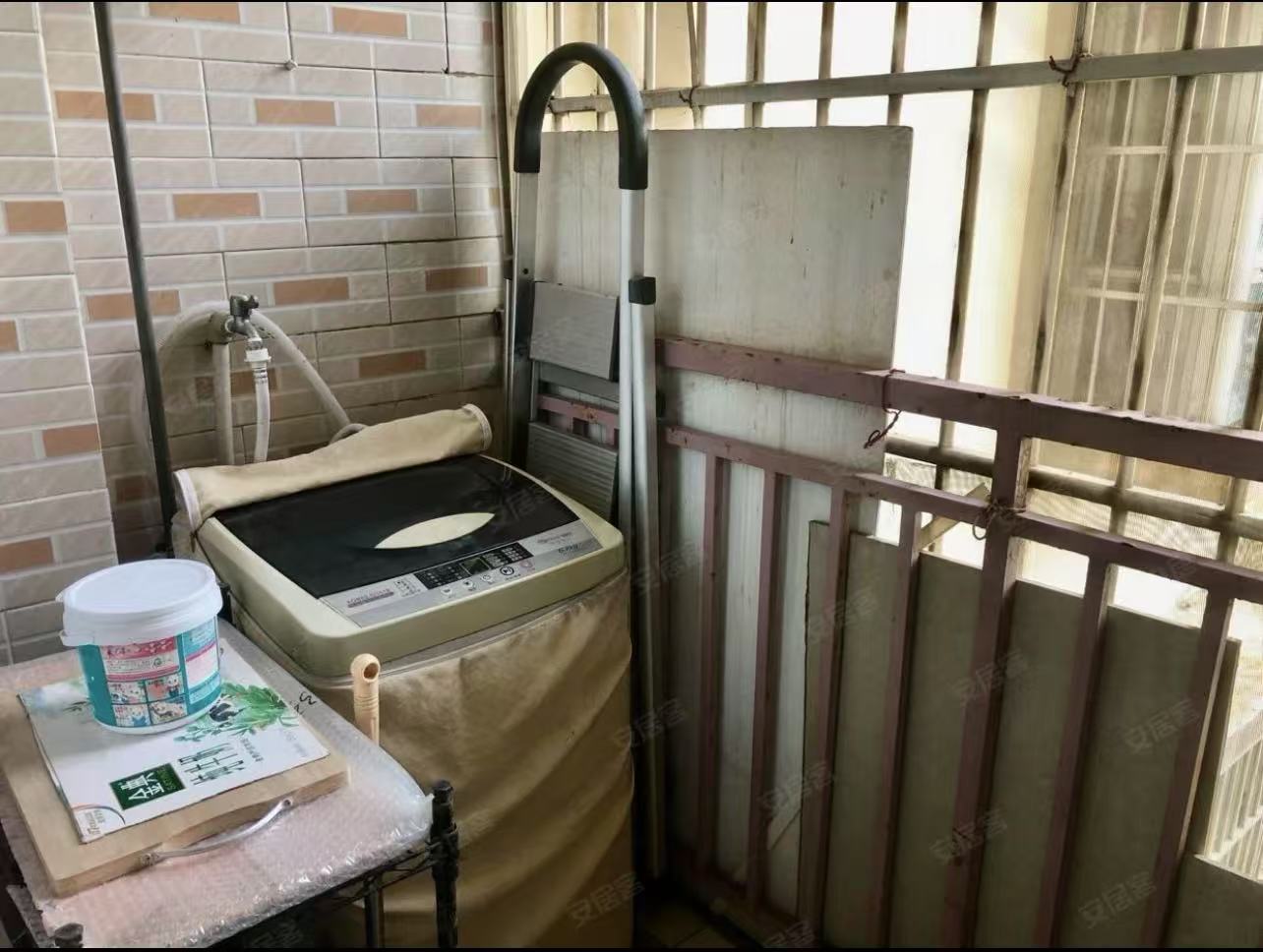 金外滩  2室1厅1卫    140.0万 金外滩  2室1厅1卫    140.0万室内图