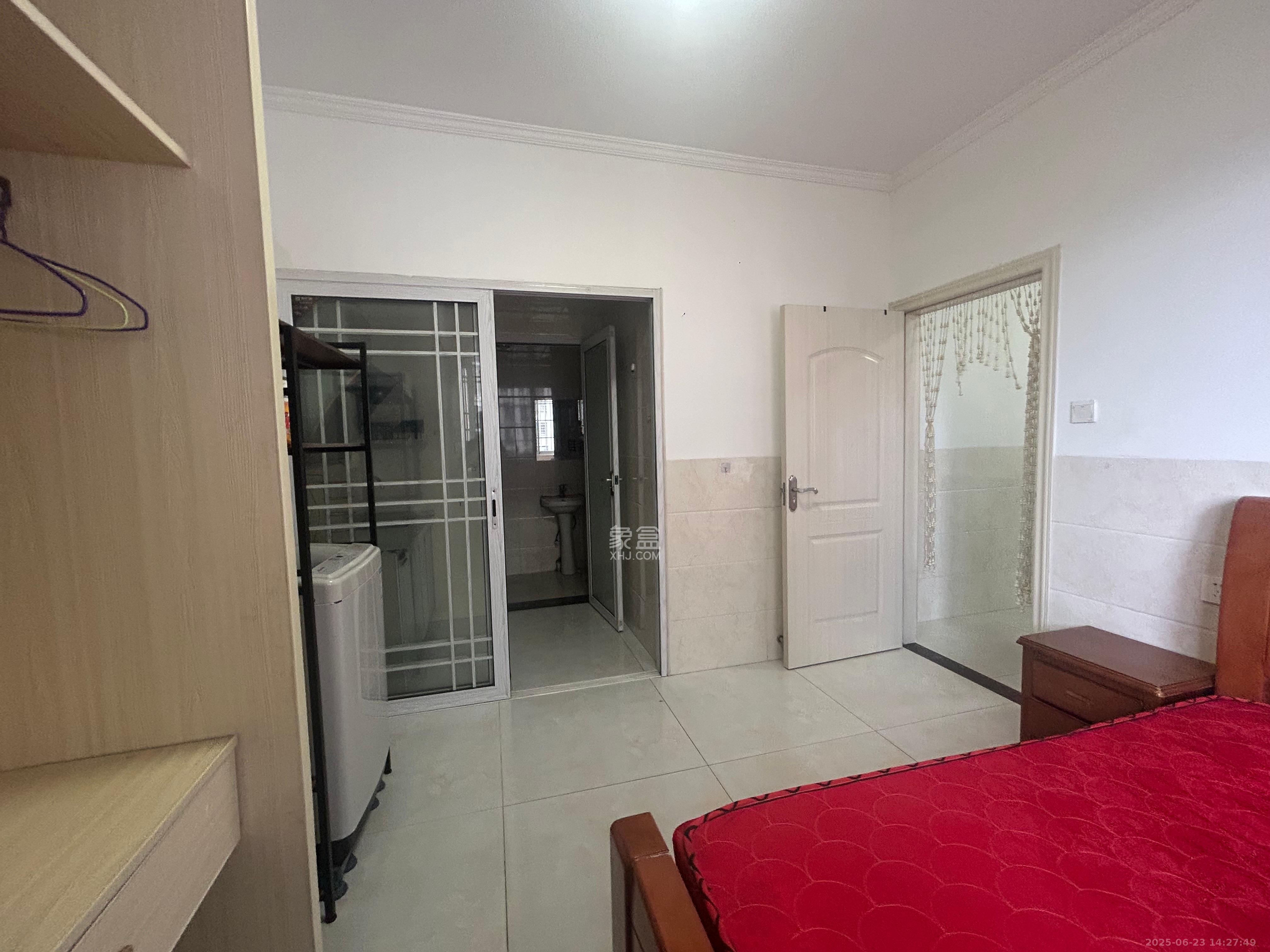 嘉顺苑 1室1厅1卫 1300.0元/月 嘉顺苑 1室1厅1卫 1300.0元/月室内图