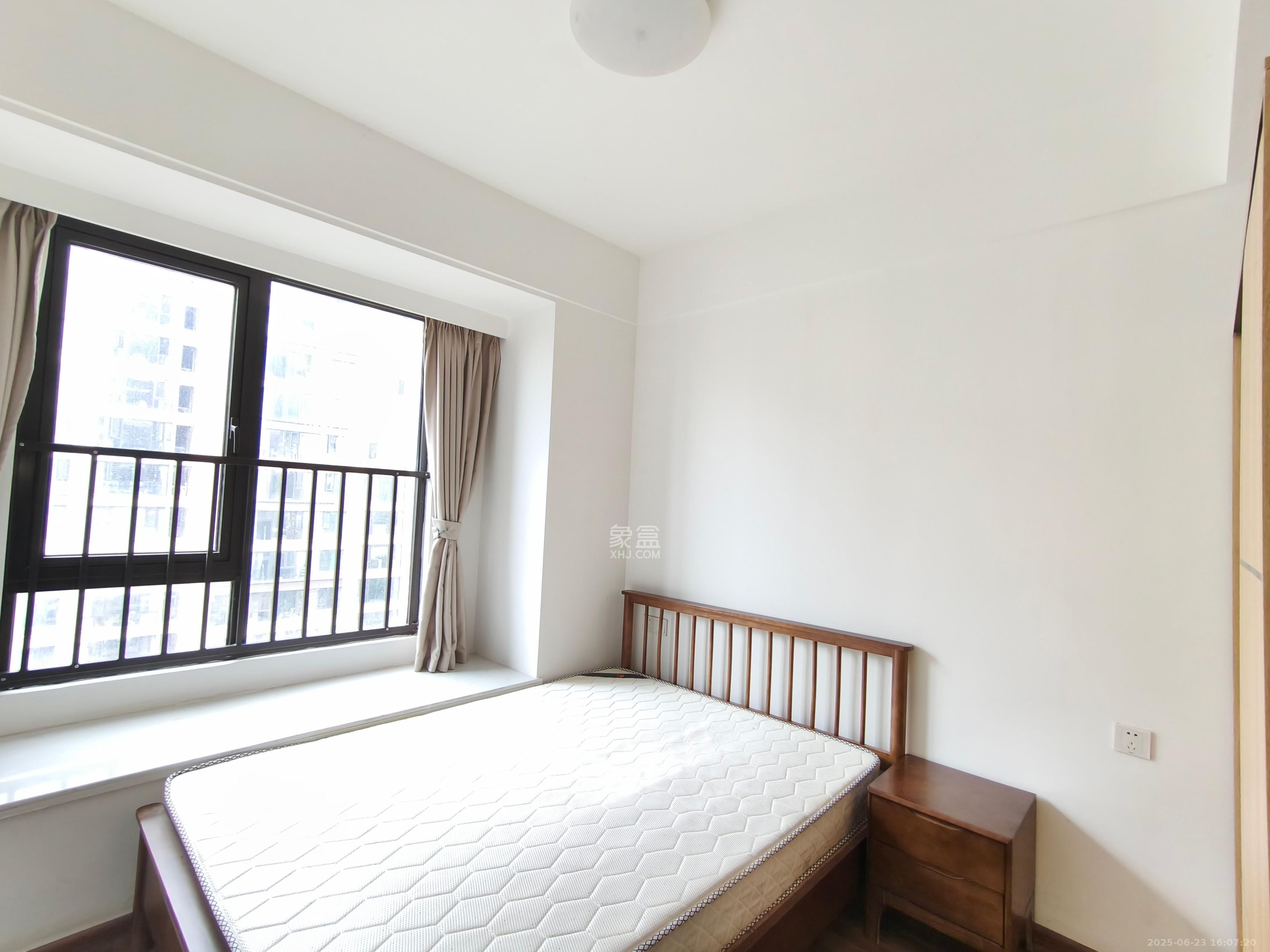 金茂建发观悦  4室2厅2卫   4500.00元/月室内图