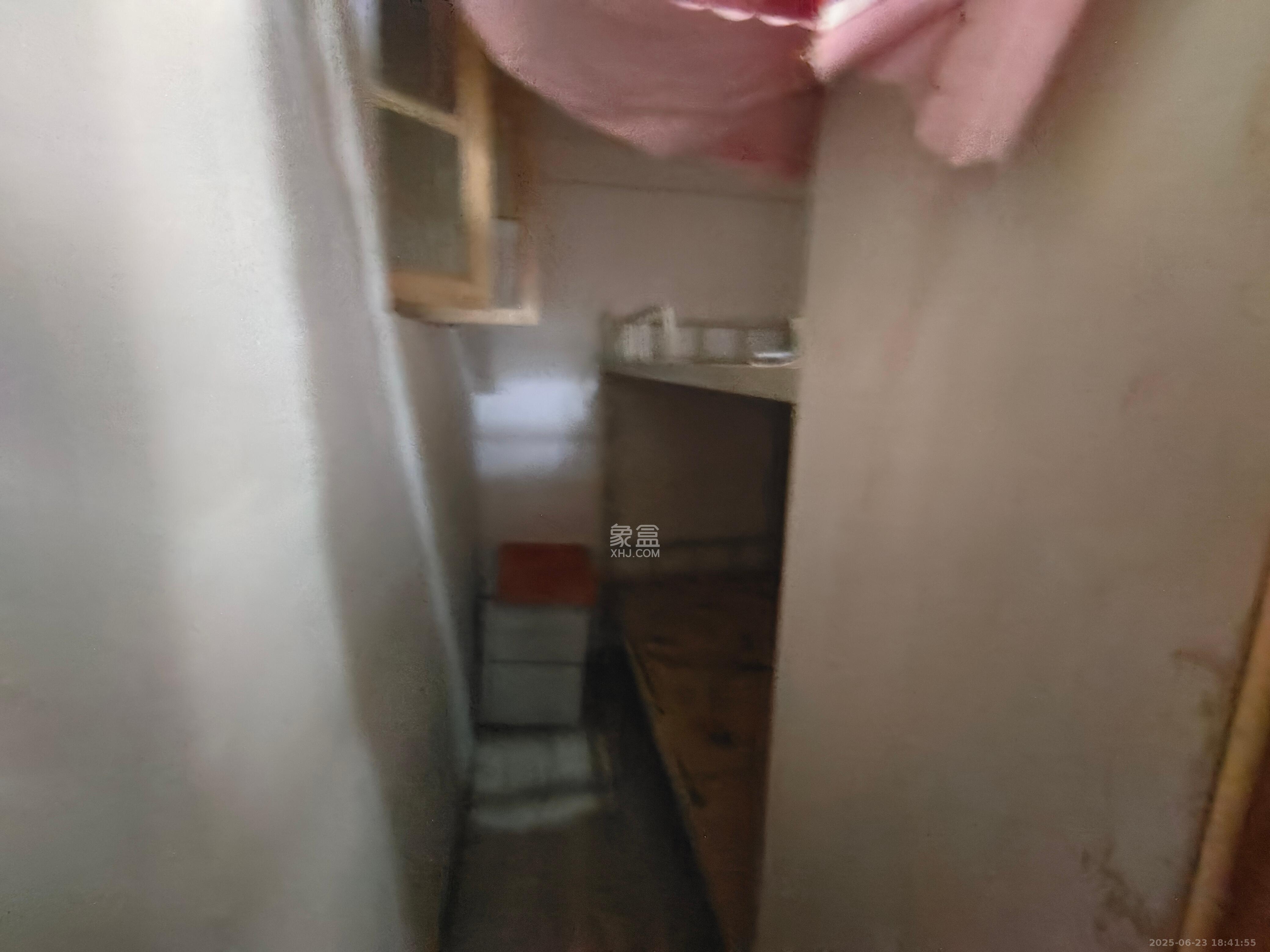 苏家巷散盘 1室1厅1卫 1200.0元/月 苏家巷散盘 1室1厅1卫 1200.0元/月室内图