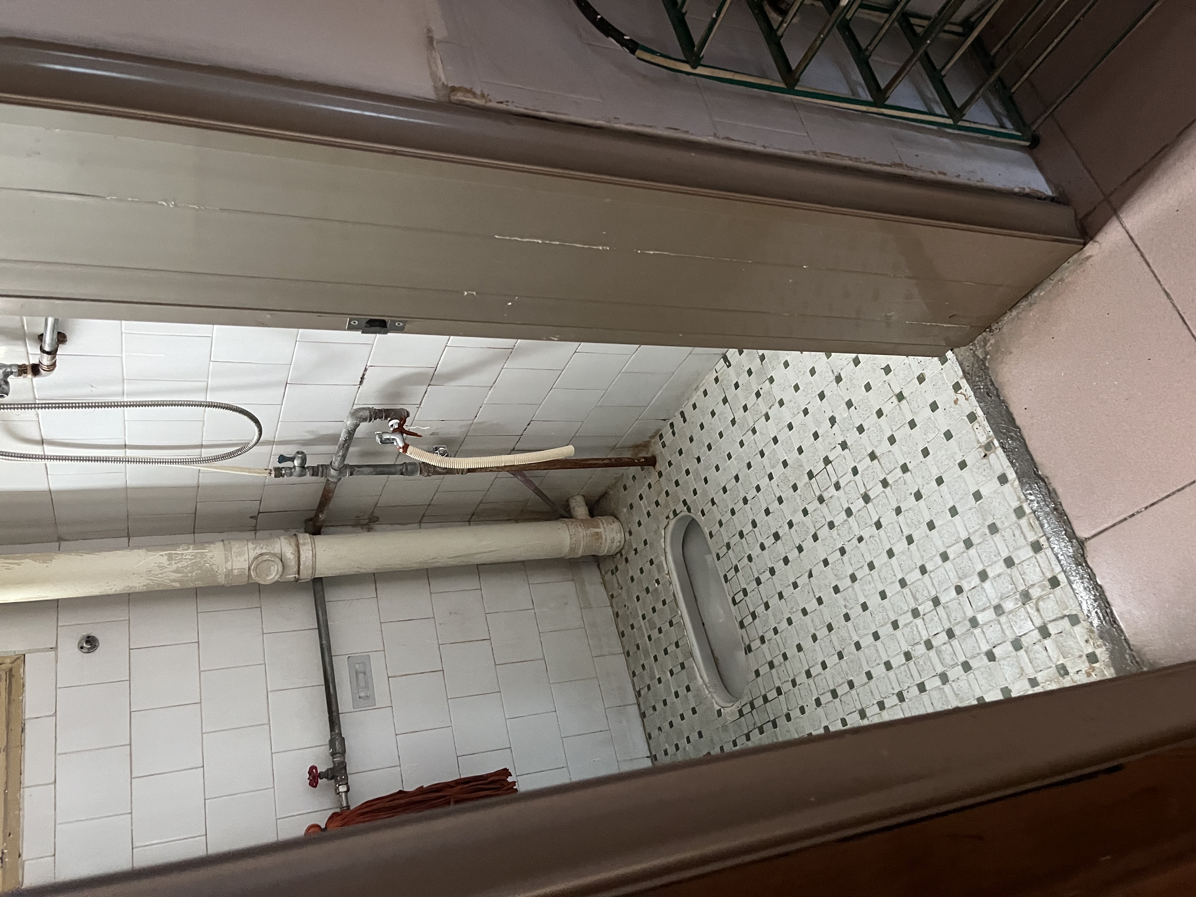 自来水公司家属楼(春檀路) 2室1厅1卫 900.0元/月 自来水公司家属楼(春檀路) 2室1厅1卫 900.0元/月室内图