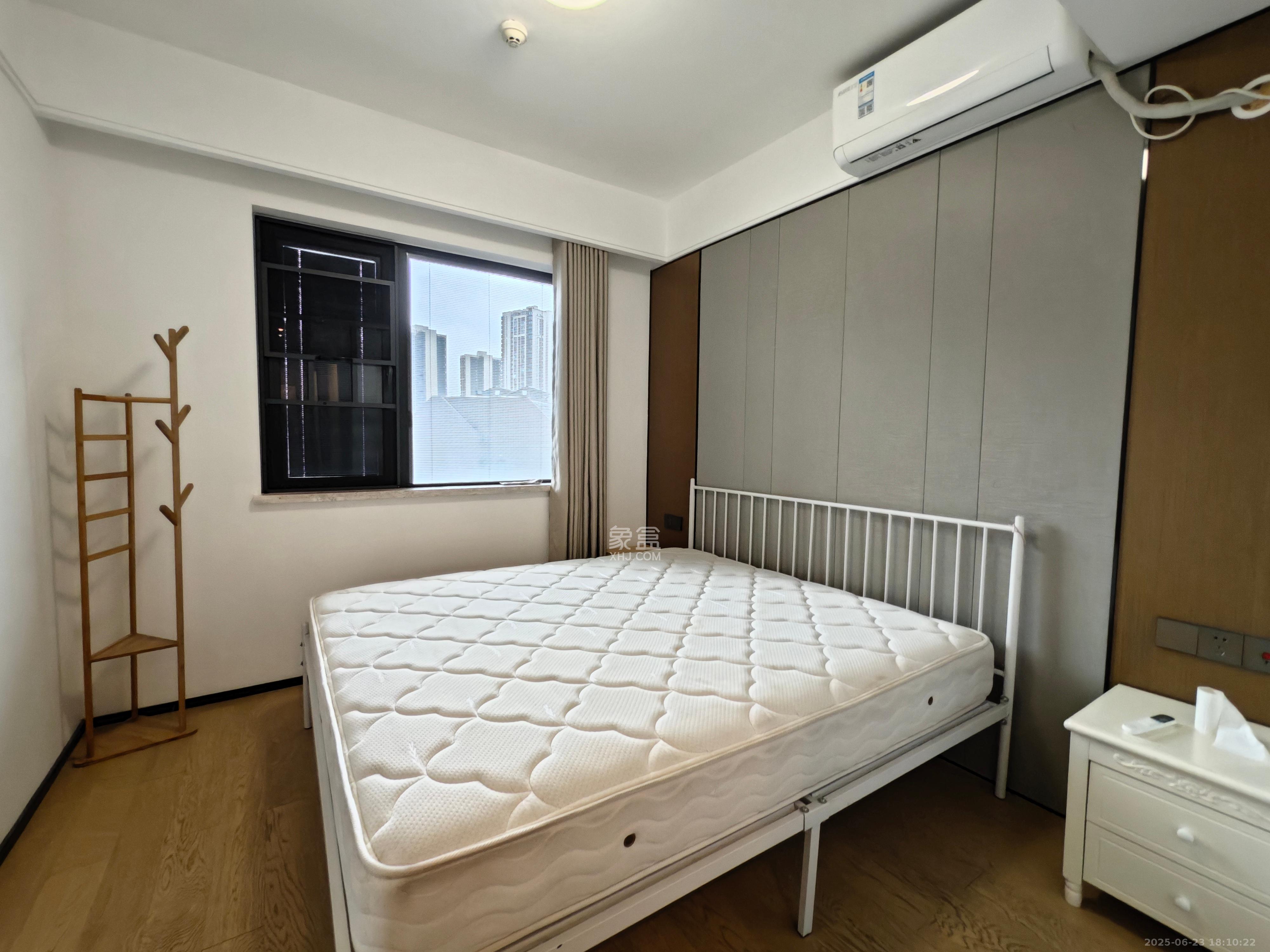 万科魅力之城天阔里  3室2厅2卫   2800.00元/月室内图