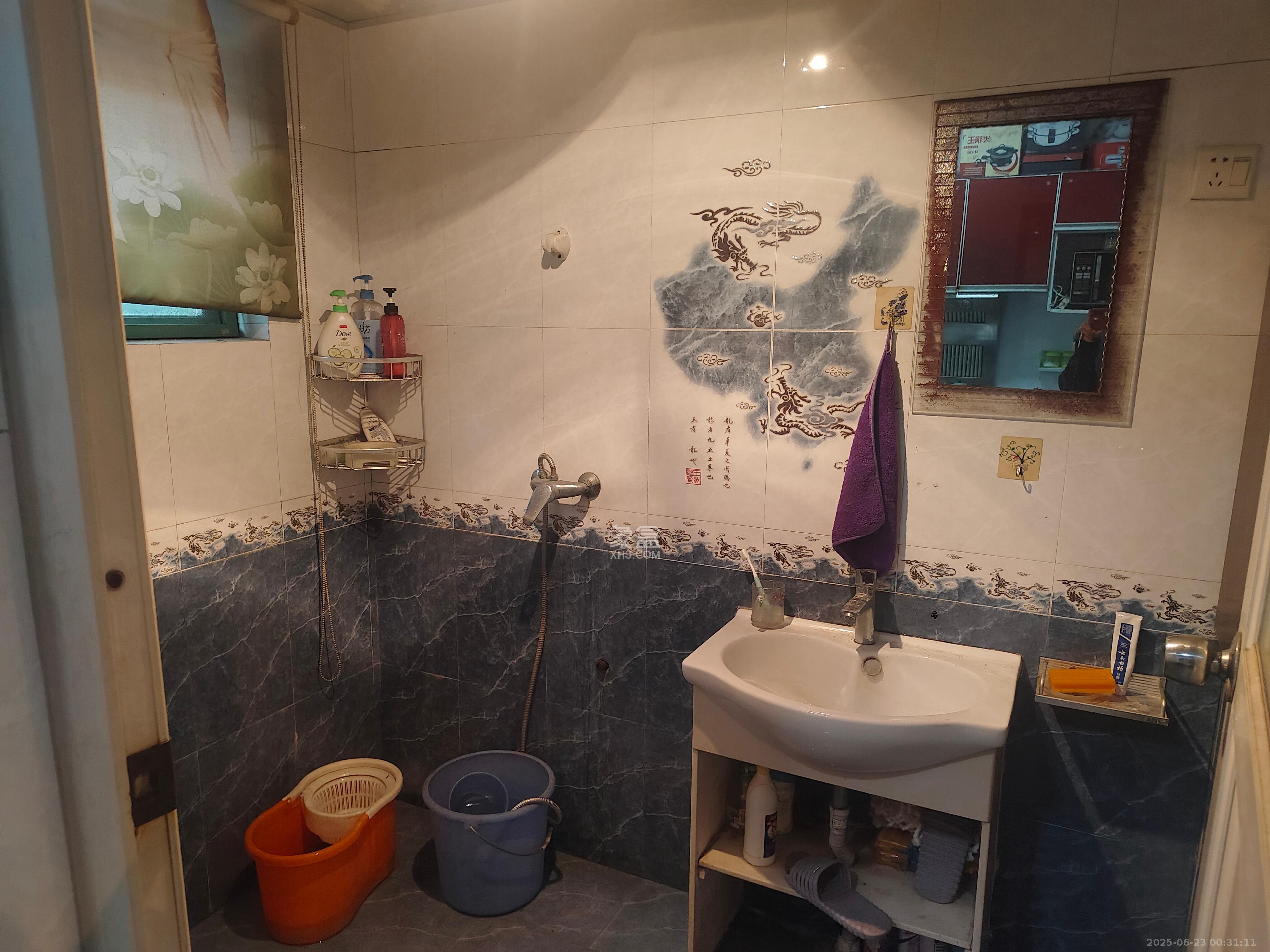 寸木塘 3室2厅1卫 1200.0元/月 寸木塘 3室2厅1卫 1200.0元/月室内图