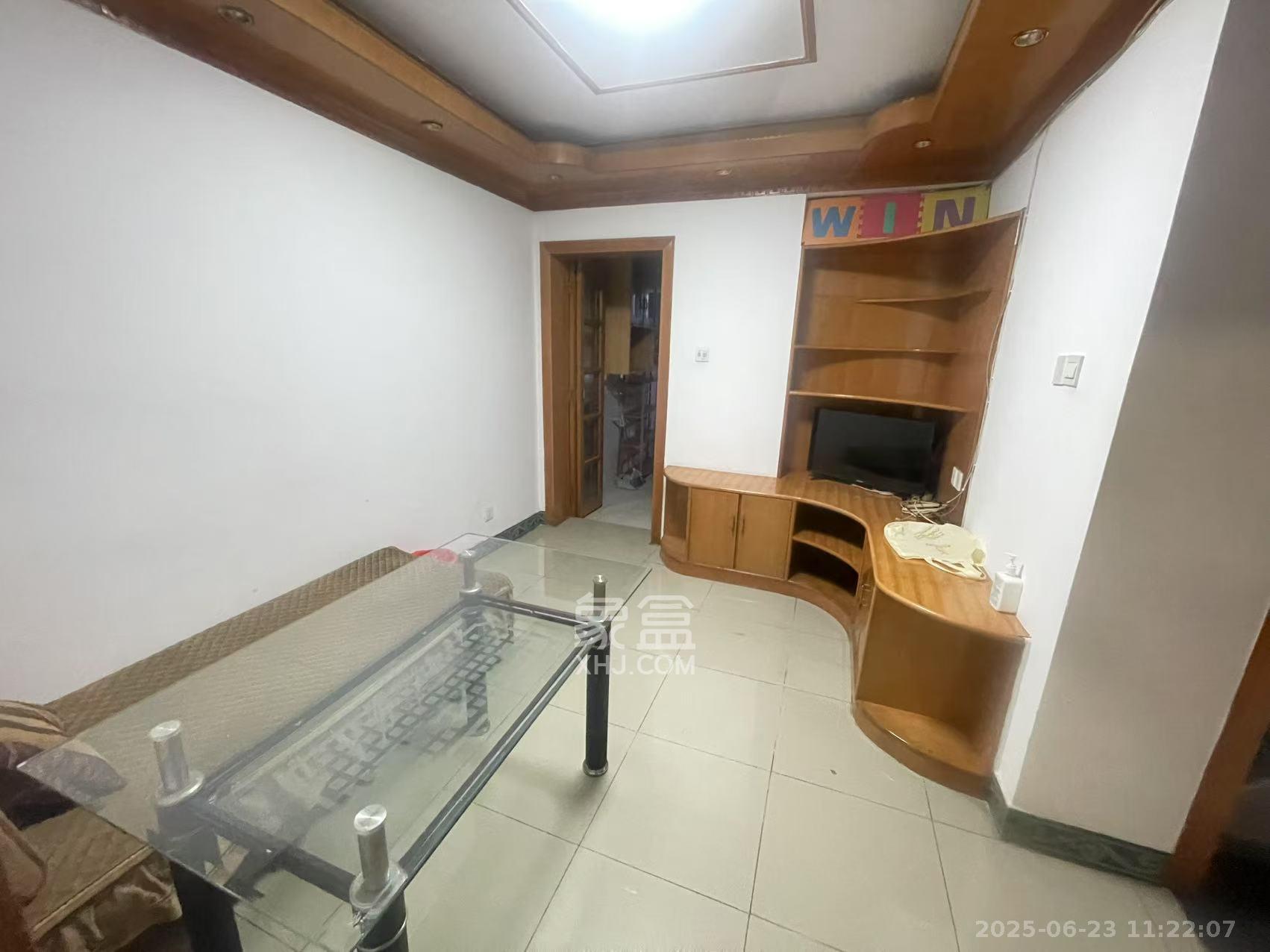 天心友园  2室1厅1卫    2000.0元/月 天心友园  2室1厅1卫    2000.0元/月