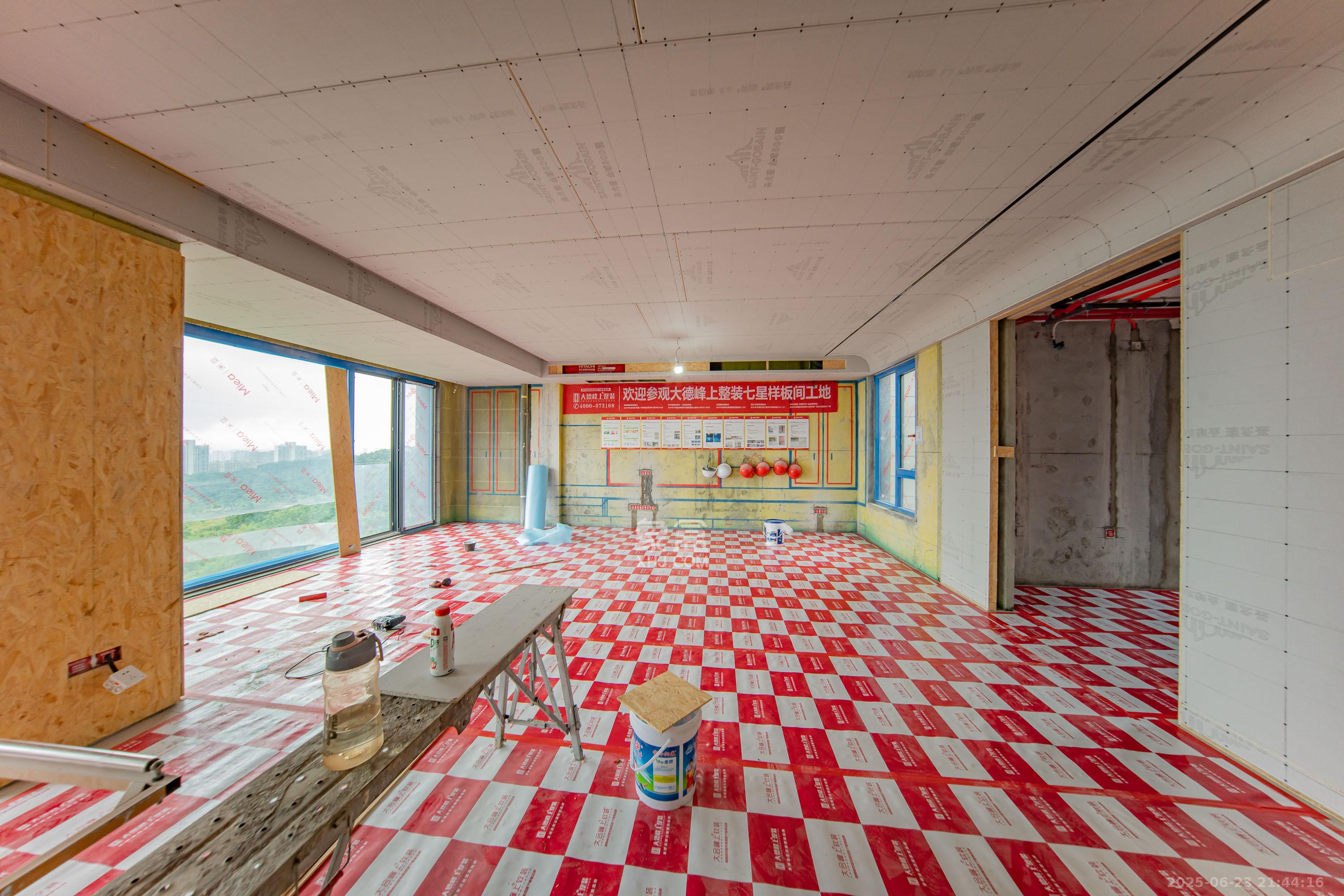 南山天岳 1室0厅0卫 280.0万 南山天岳 1室0厅0卫 280.0万客厅