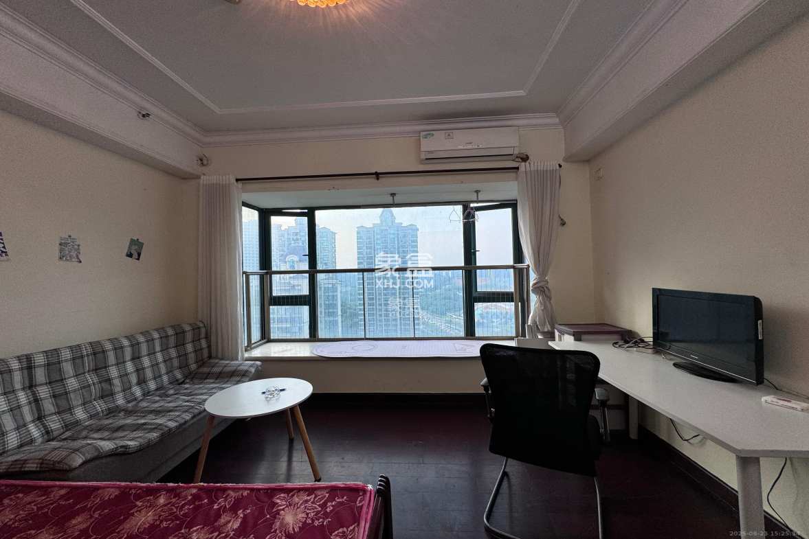 恒大华府 1室1厅1卫 1300.0元/月 恒大华府 1室1厅1卫 1300.0元/月室内图