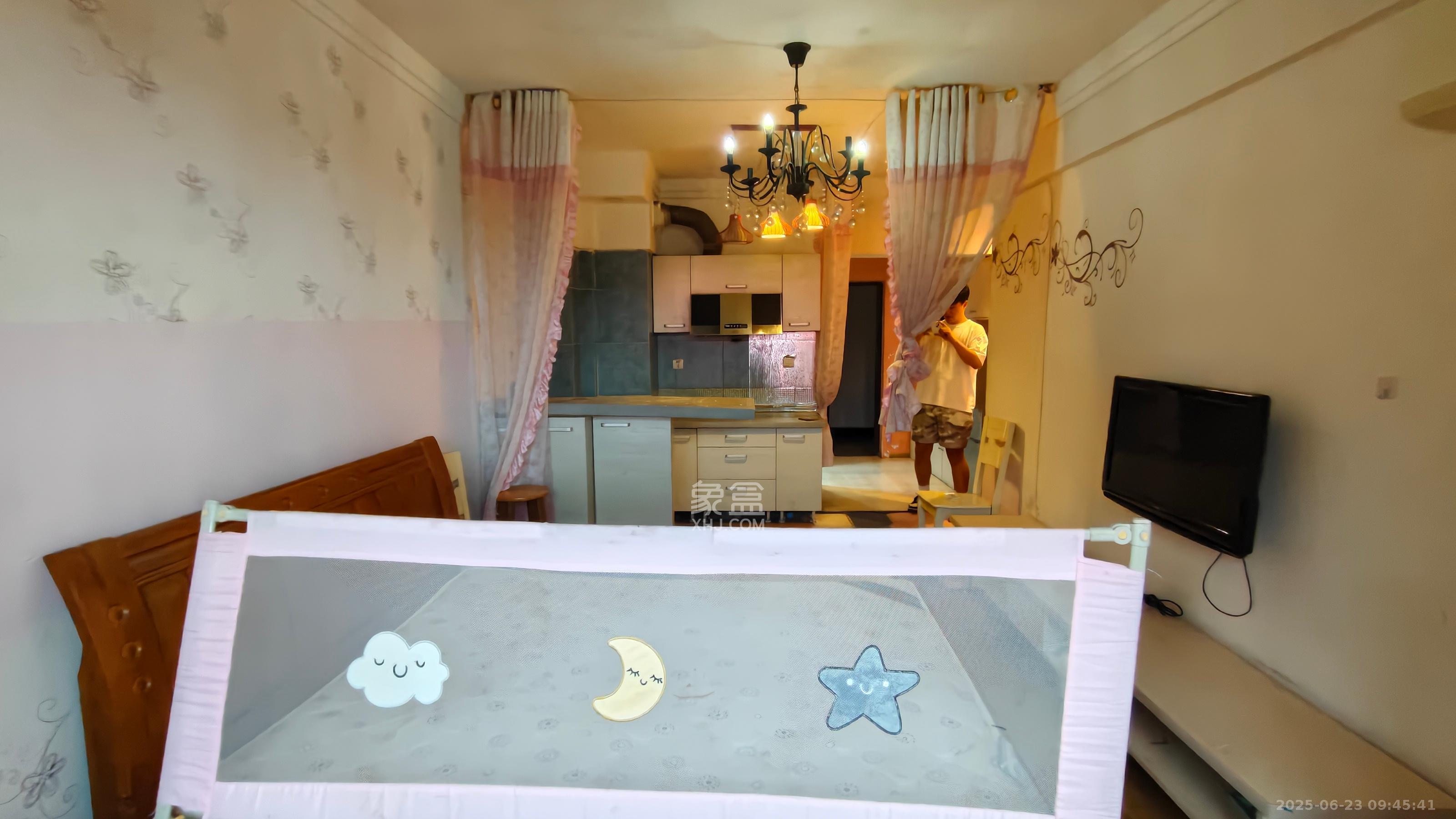 未来蜂巢  1室1厅1卫    1000.0元/月室内图