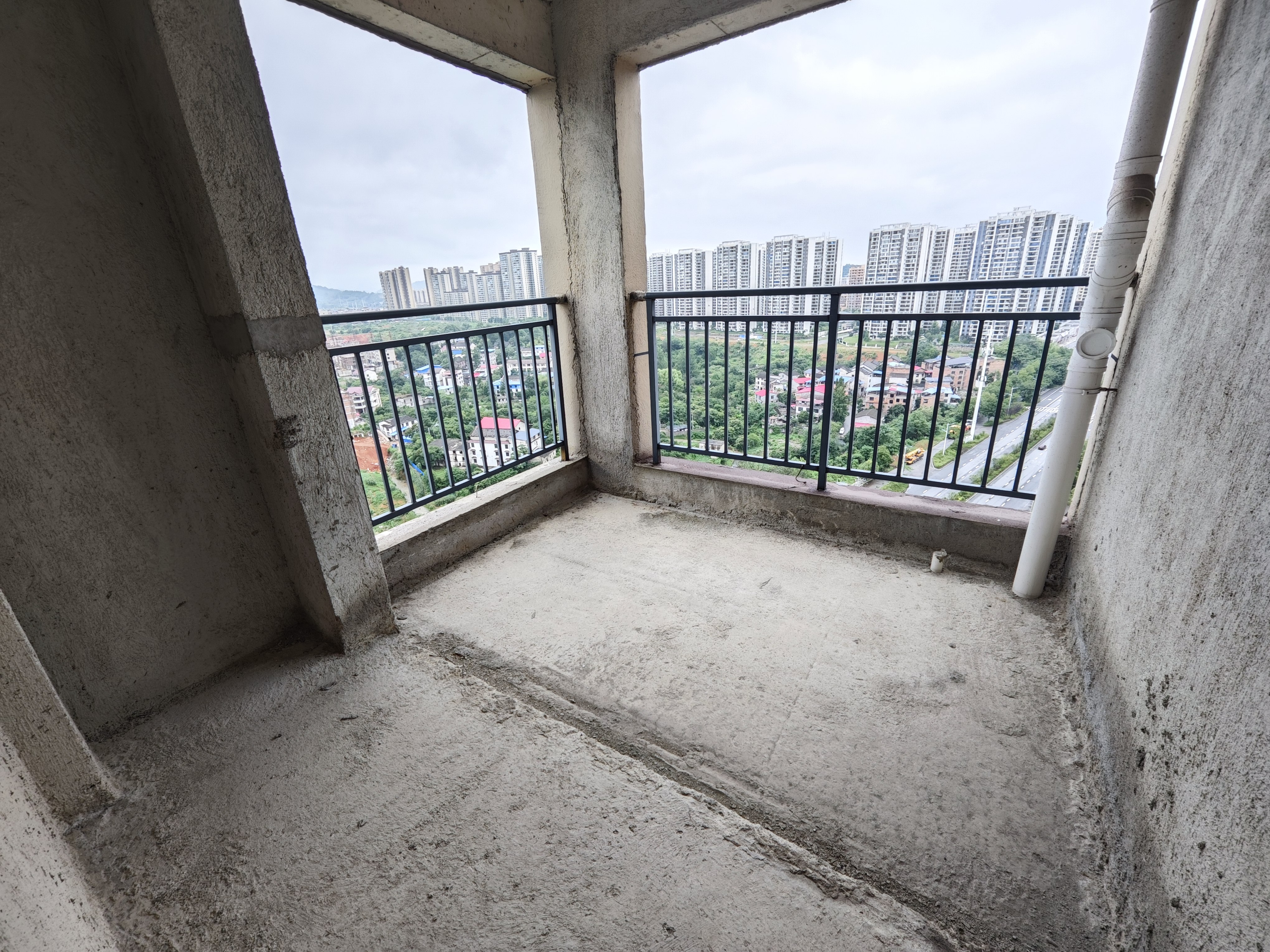 中甸.上河郡 4室2厅2卫 65.8万 中甸.上河郡 4室2厅2卫 65.8万卧室