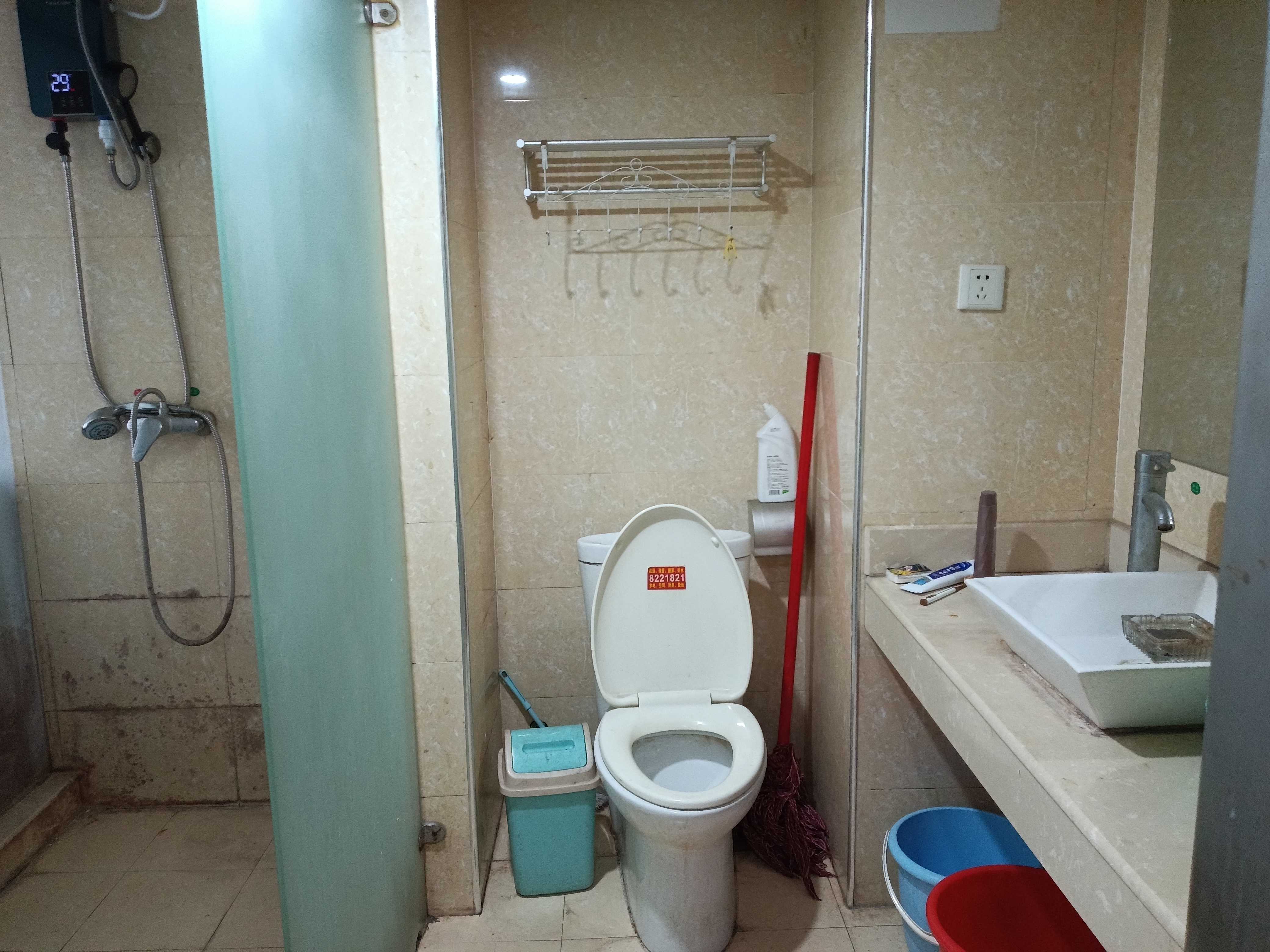 星海名都  1室1厅1卫    700.0元/月 星海名都  1室1厅1卫    700.0元/月室内图