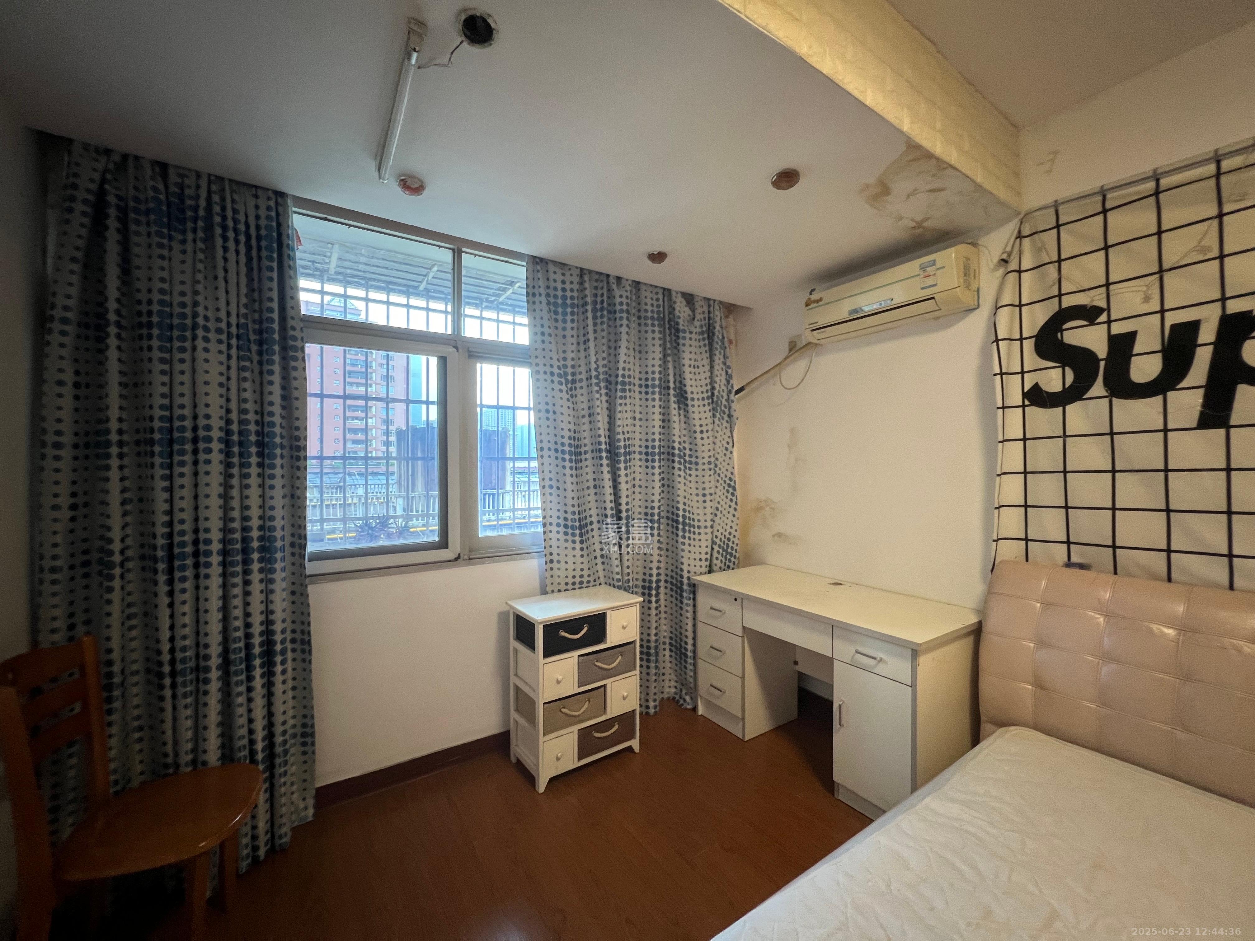 茅亭子 2室1厅1卫 2500.0元/月 茅亭子 2室1厅1卫 2500.0元/月室内图