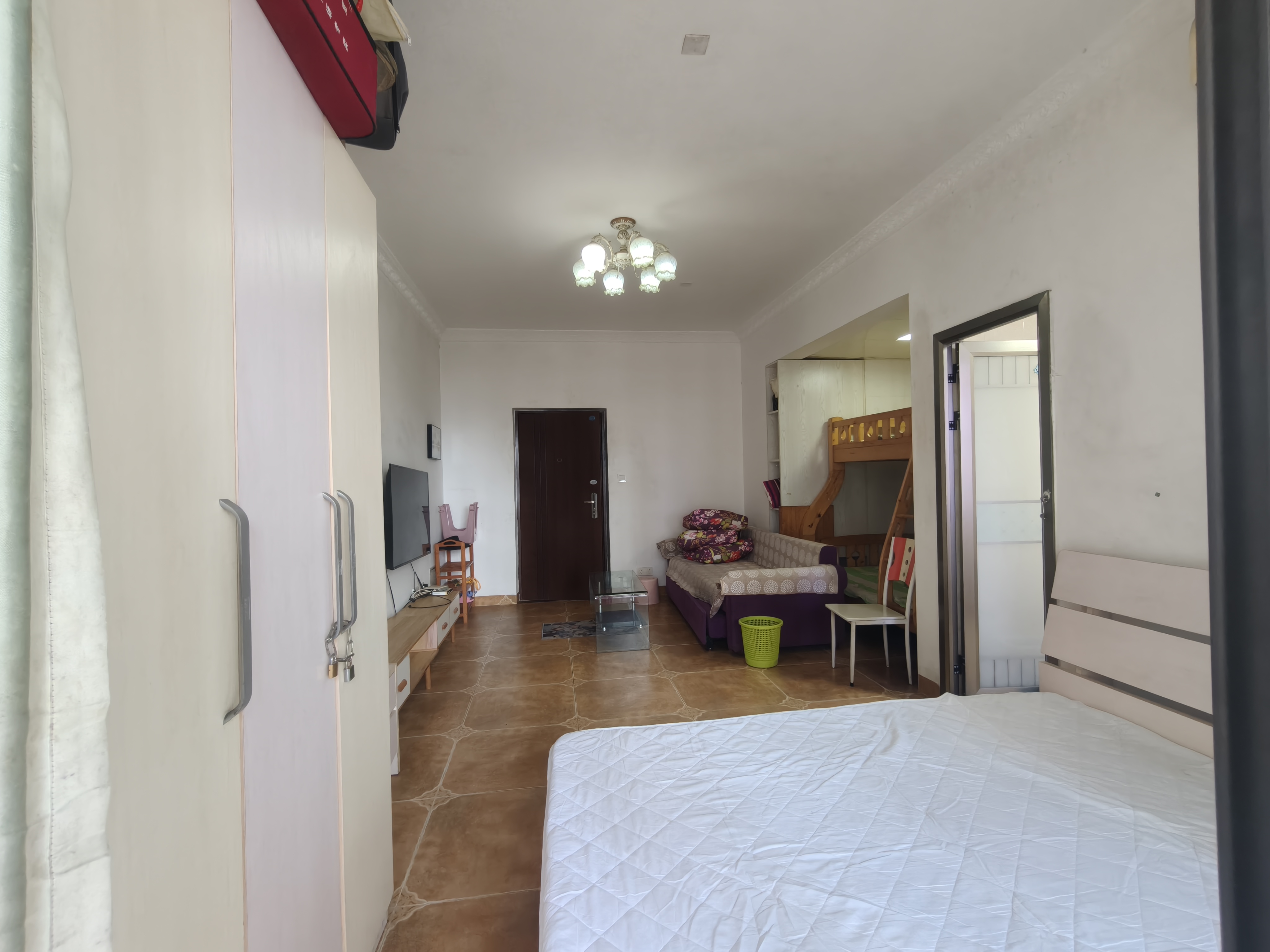 锦地翰城一期 1室0厅1卫 1500.0元/月 锦地翰城一期 1室0厅1卫 1500.0元/月室内图