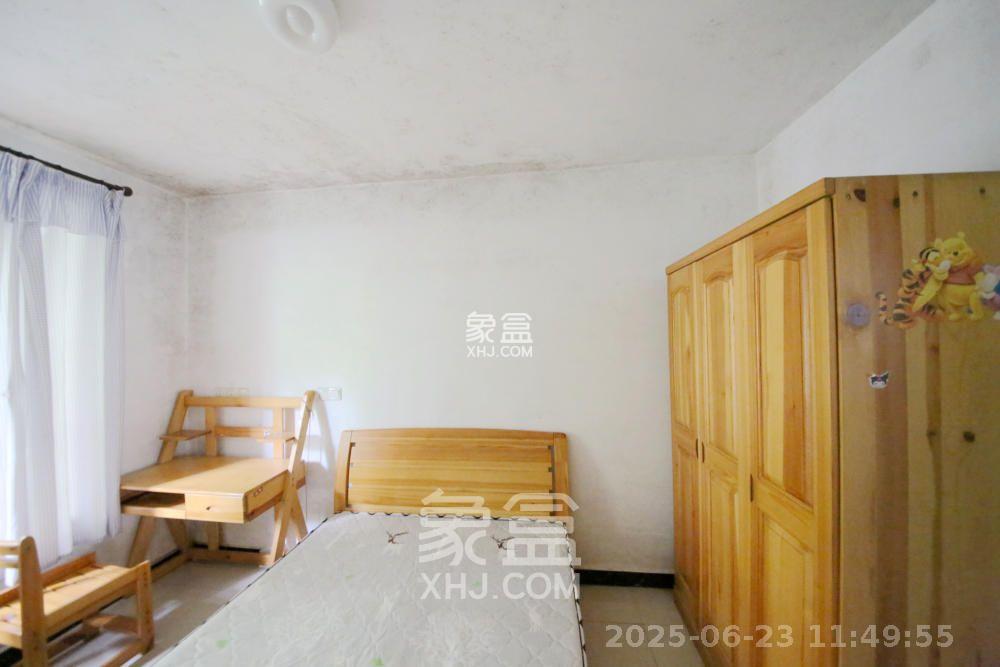 三江花中城  2室2厅1卫   2200.00元/月室内图