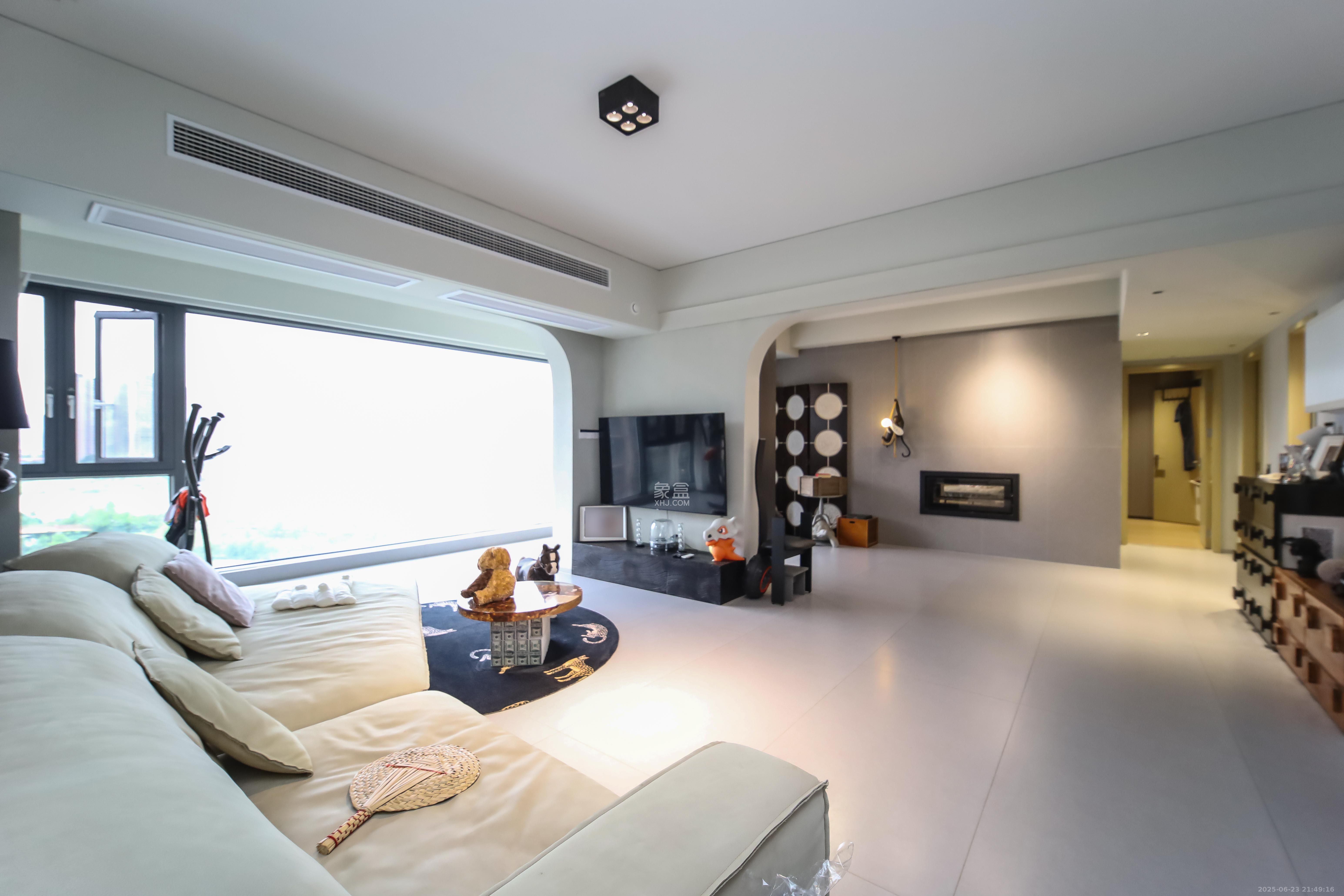 时代印记(长沙时代印记花园)  4室2厅3卫    288.0万 时代印记(长沙时代印记花园)  4室2厅3卫    288.0万客厅